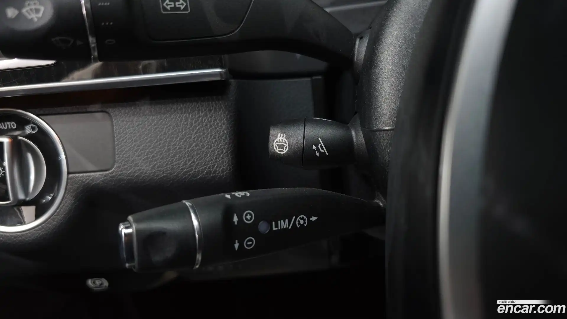 E-Class Mercedes-Benz 2015.10-OPTION-020