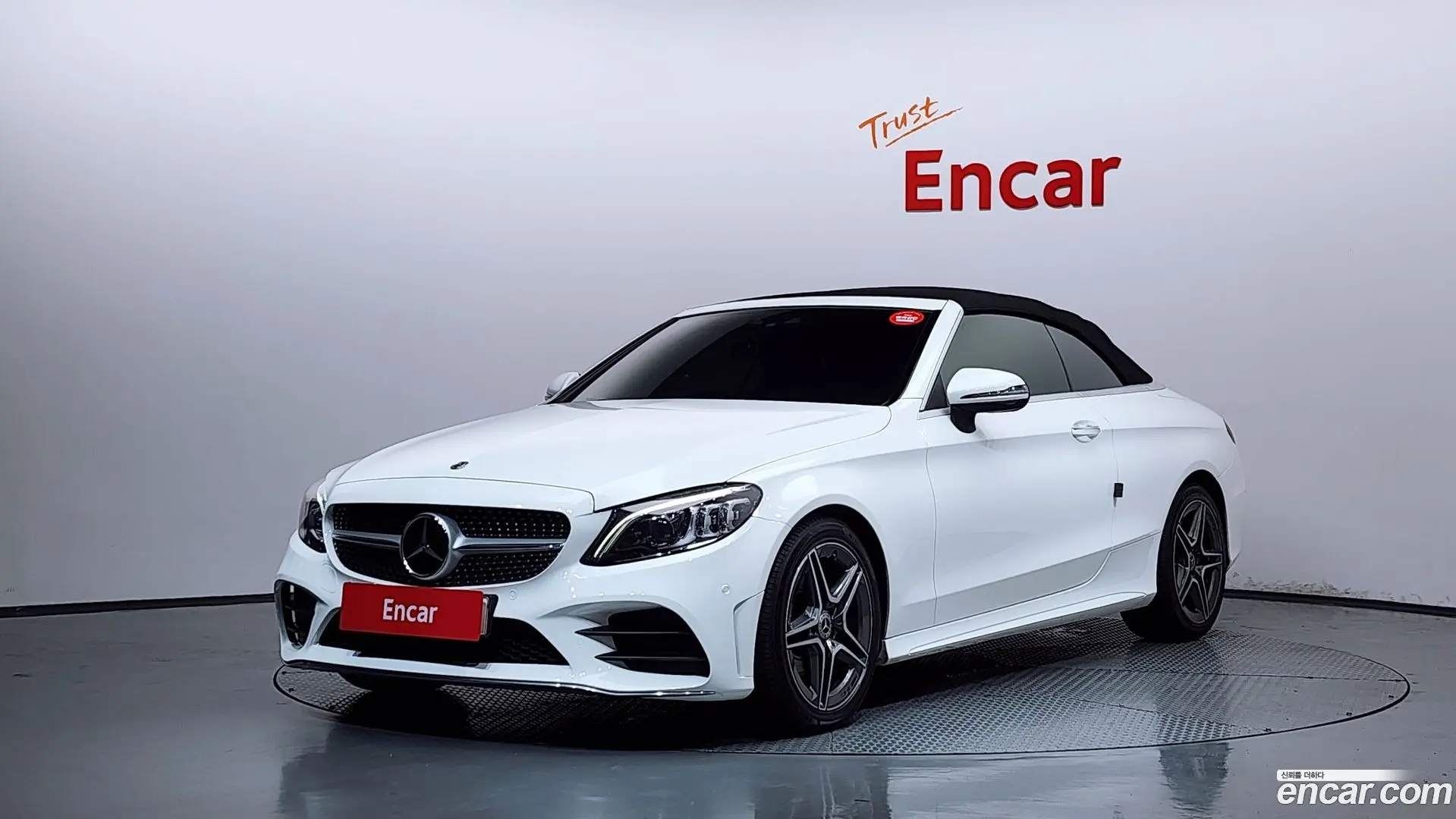 Main__Slider__Photo:C-Class Mercedes-Benz 2021.4-0