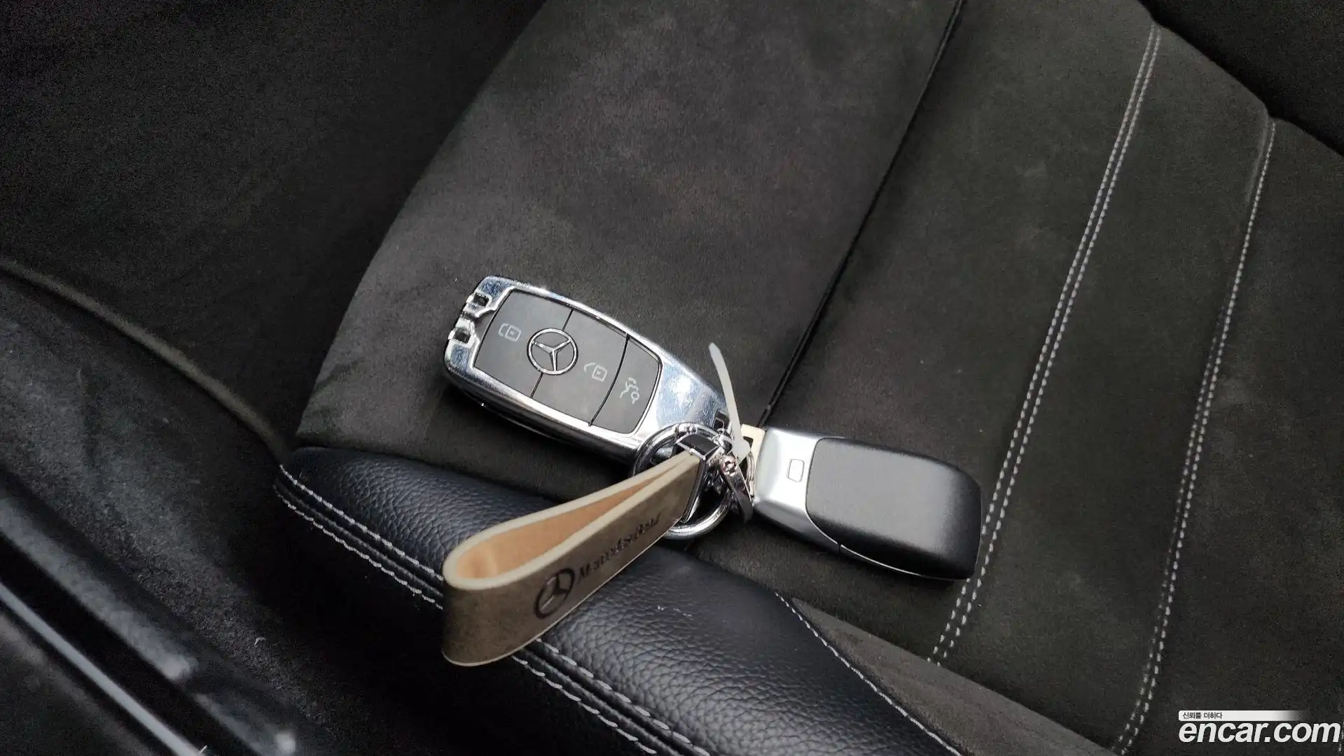 C-Class Mercedes-Benz 2021.4-OPTION-018