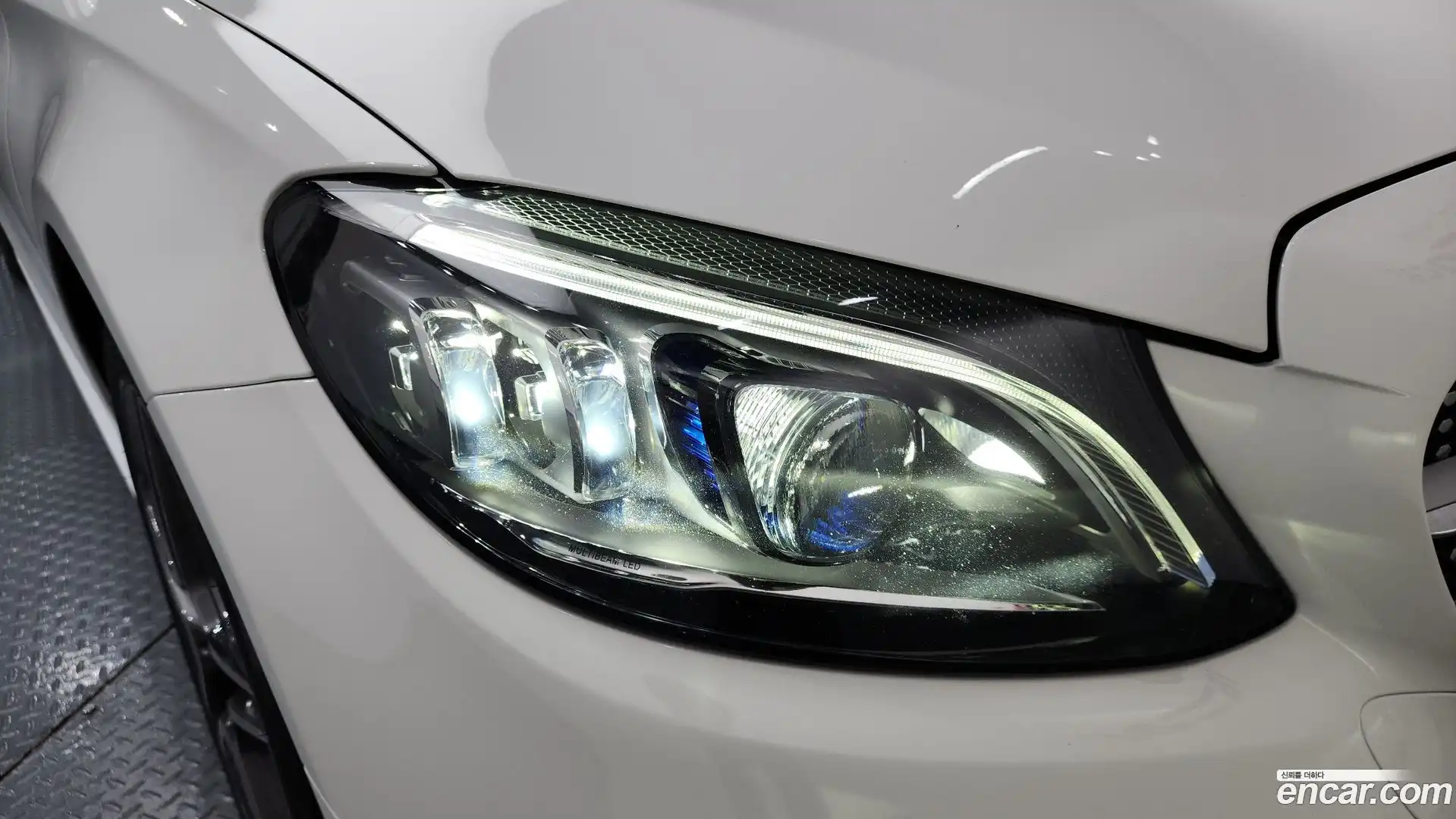 C-Class Mercedes-Benz 2021.4-OUTER-032