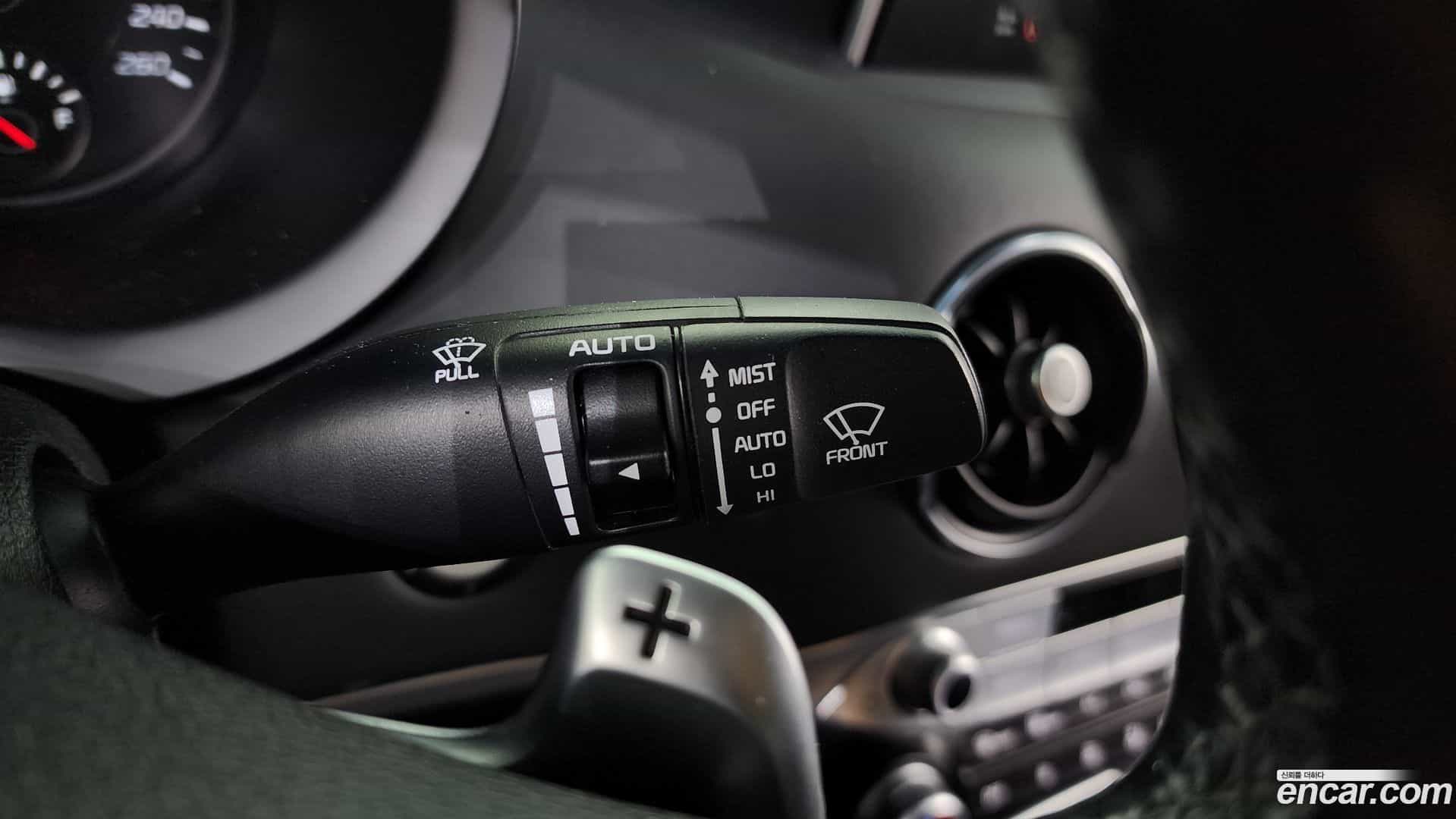 Stinger Kia 2018.6-OPTION-040