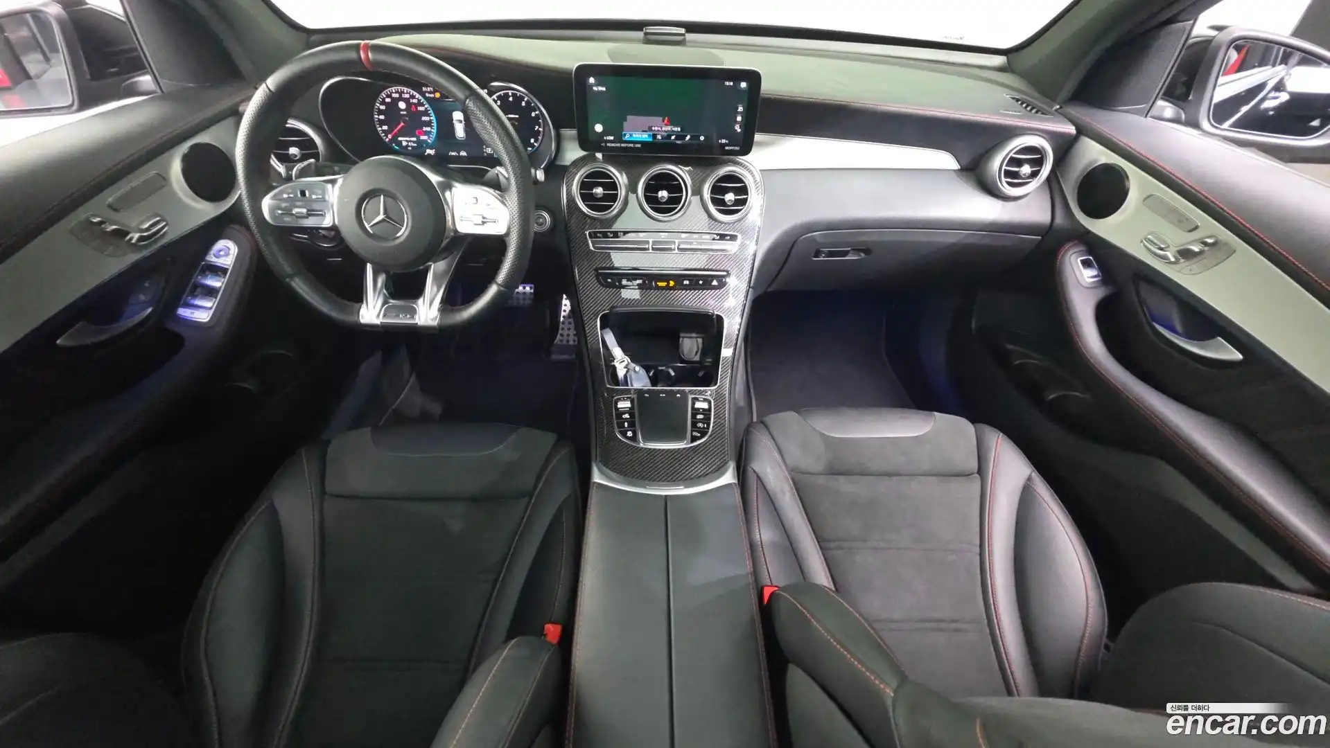 GLC-Class Mercedes-Benz 2022.5-INNER-007