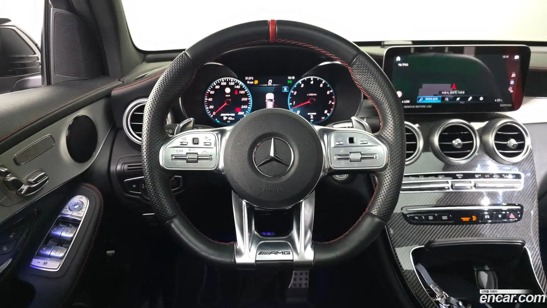 GLC-Class Mercedes-Benz 2022.5-OPTION-017