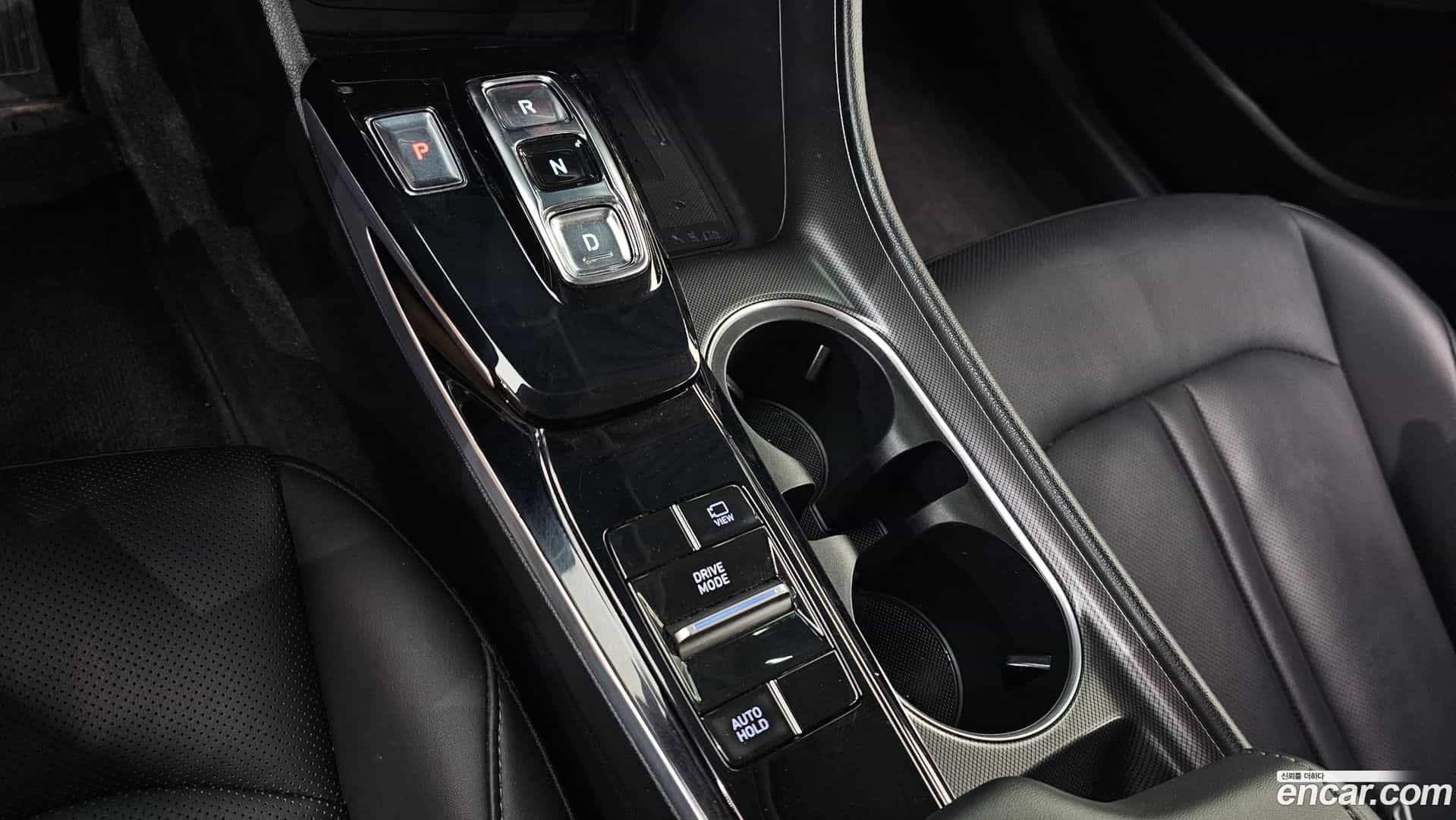 Sonata Hyundai 2019.5-INNER-009