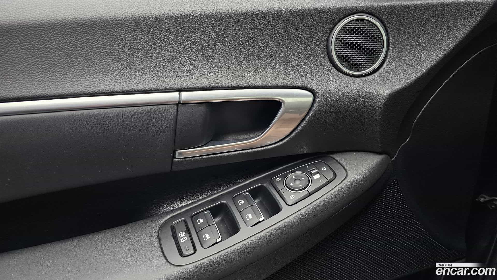 Sonata Hyundai 2019.5-OPTION-040