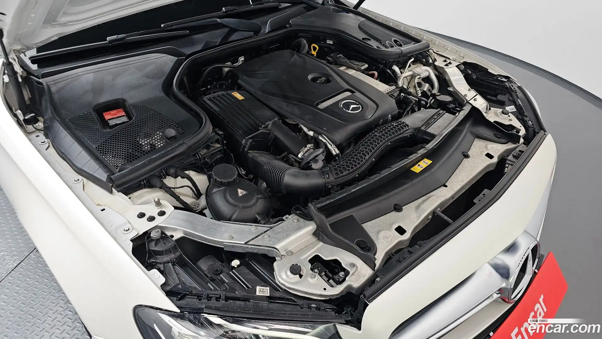 E-Class Mercedes-Benz 2017.0-OUTER-006