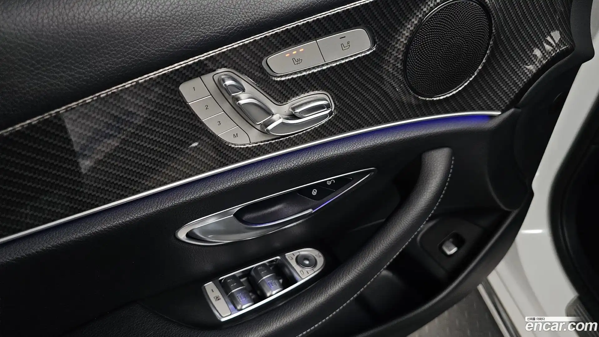 E-Class Mercedes-Benz 2017.0-OPTION-022