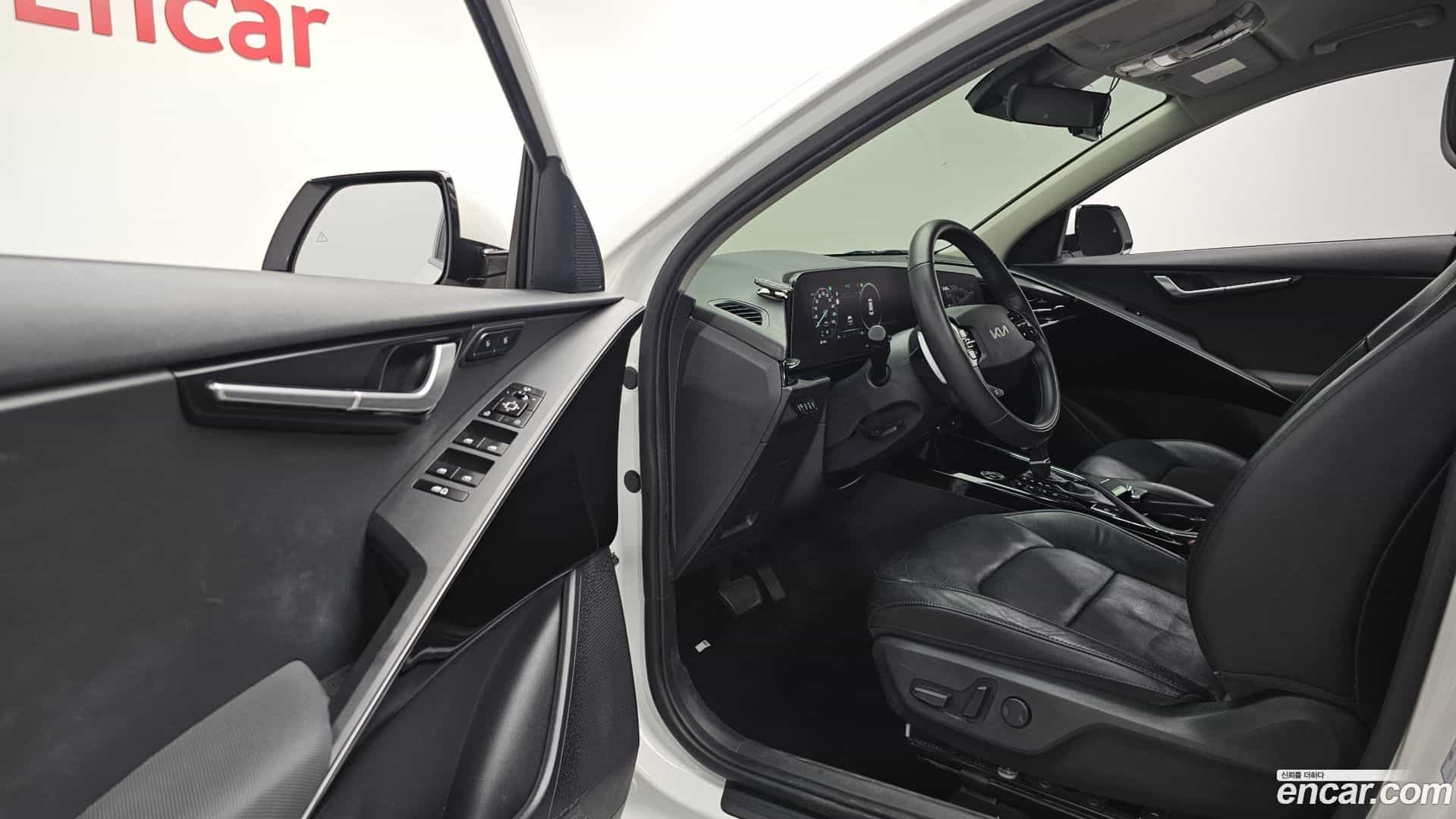 Niro Kia 2022.3-INNER-010