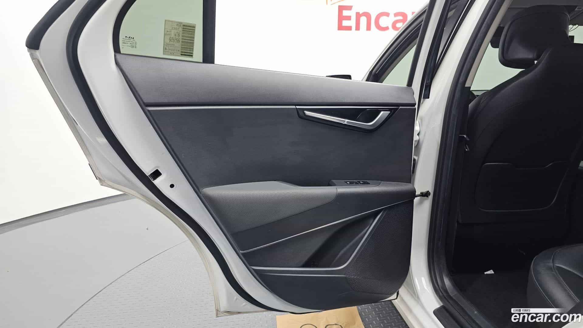 Niro Kia 2022.3-INNER-035
