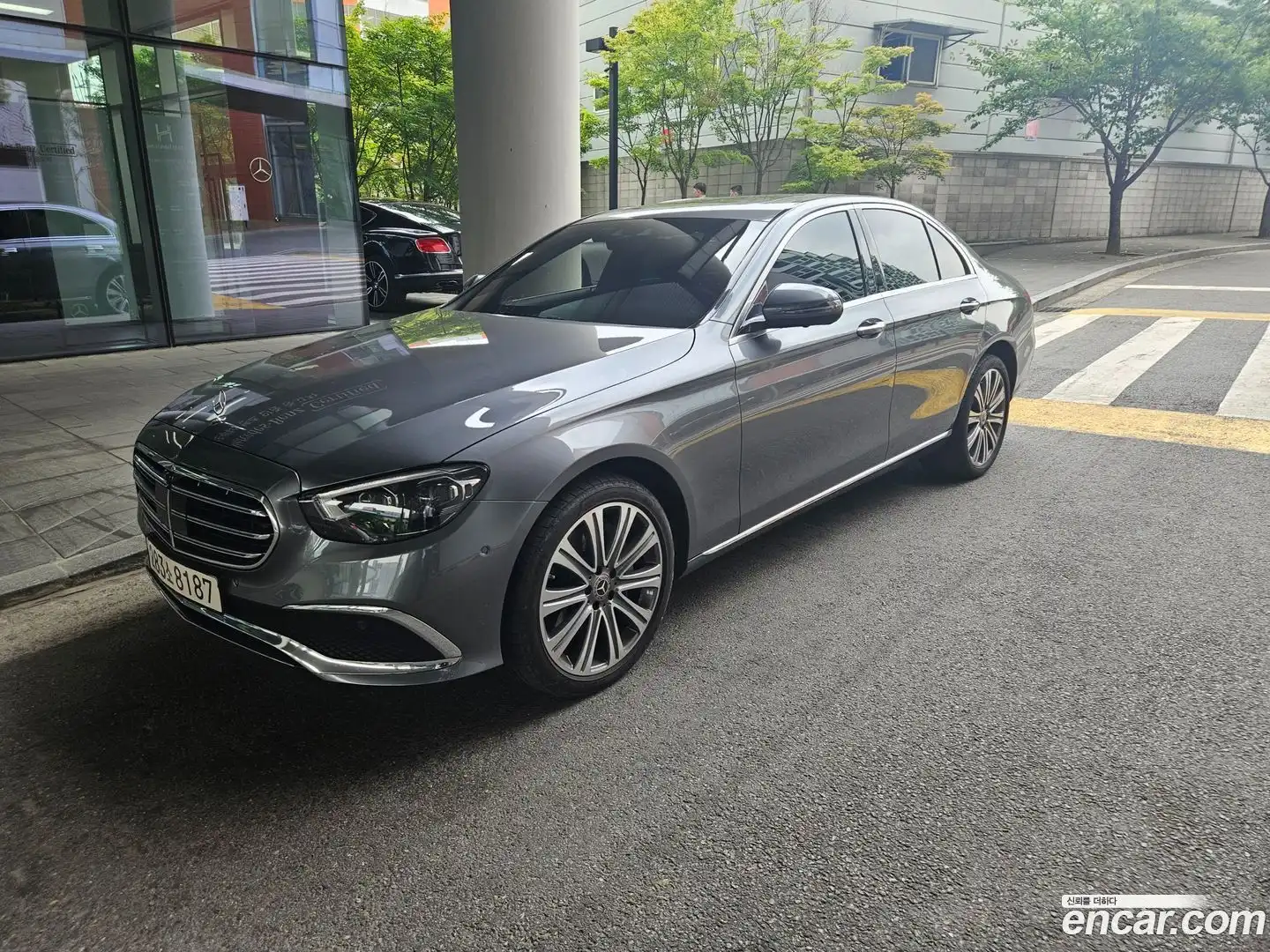 E-Class Mercedes-Benz 2023.5-OUTER-002