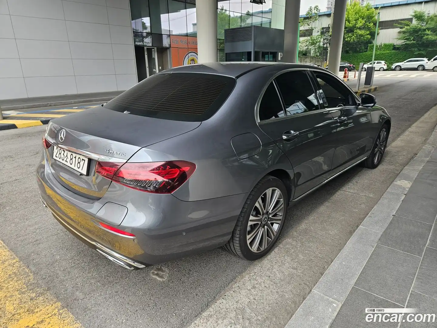 E-Class Mercedes-Benz 2023.5-OUTER-005