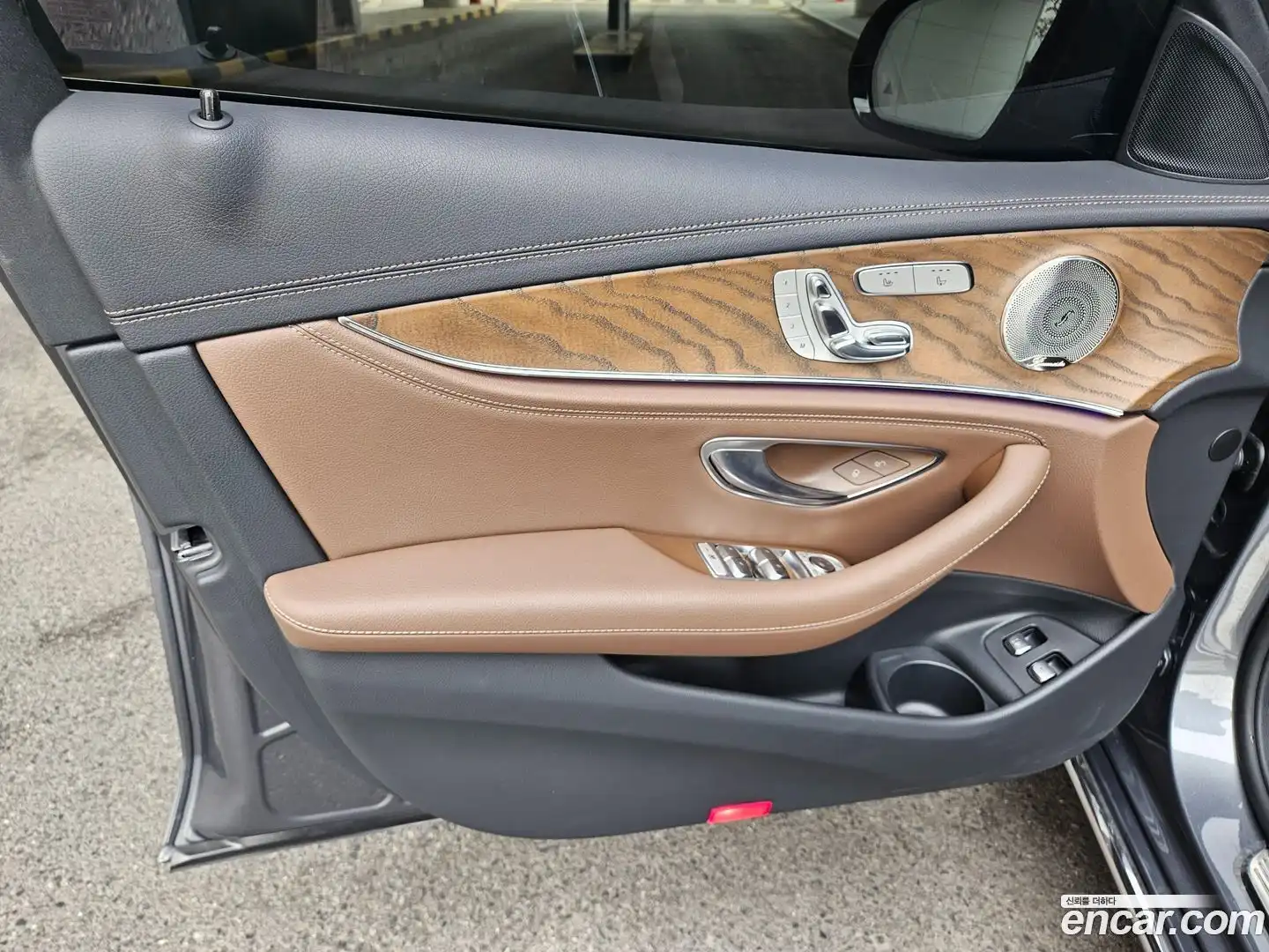 E-Class Mercedes-Benz 2023.5-OUTER-006