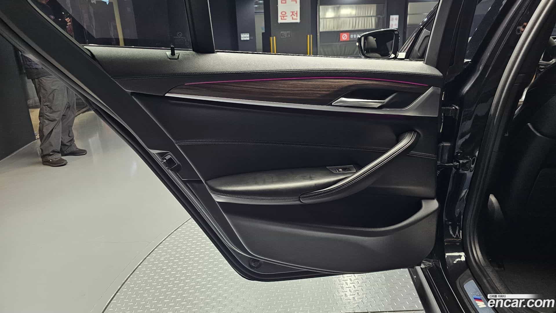 5-Series BMW 2017.7-INNER-035