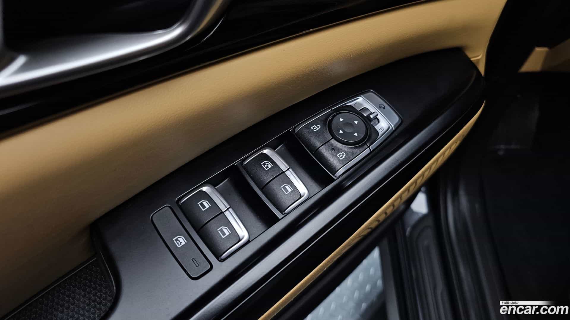 Canival Kia 2023.7-OPTION-020