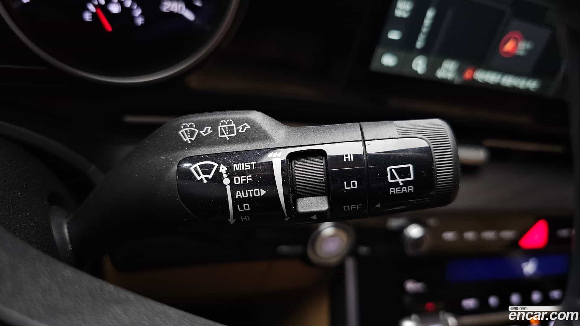 Canival Kia 2023.7-OPTION-022
