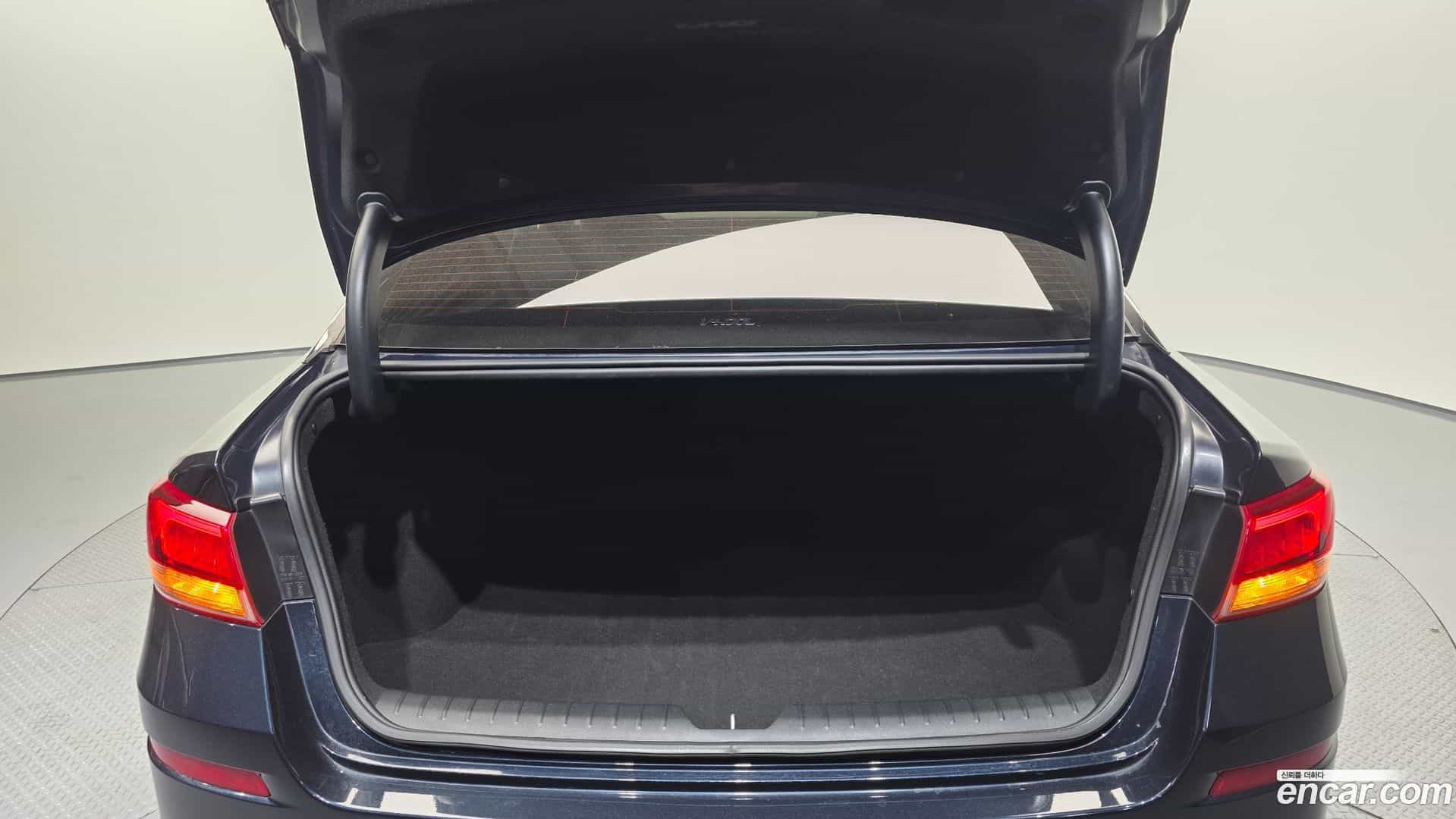 K5 Kia 2018.10-OPTION-024