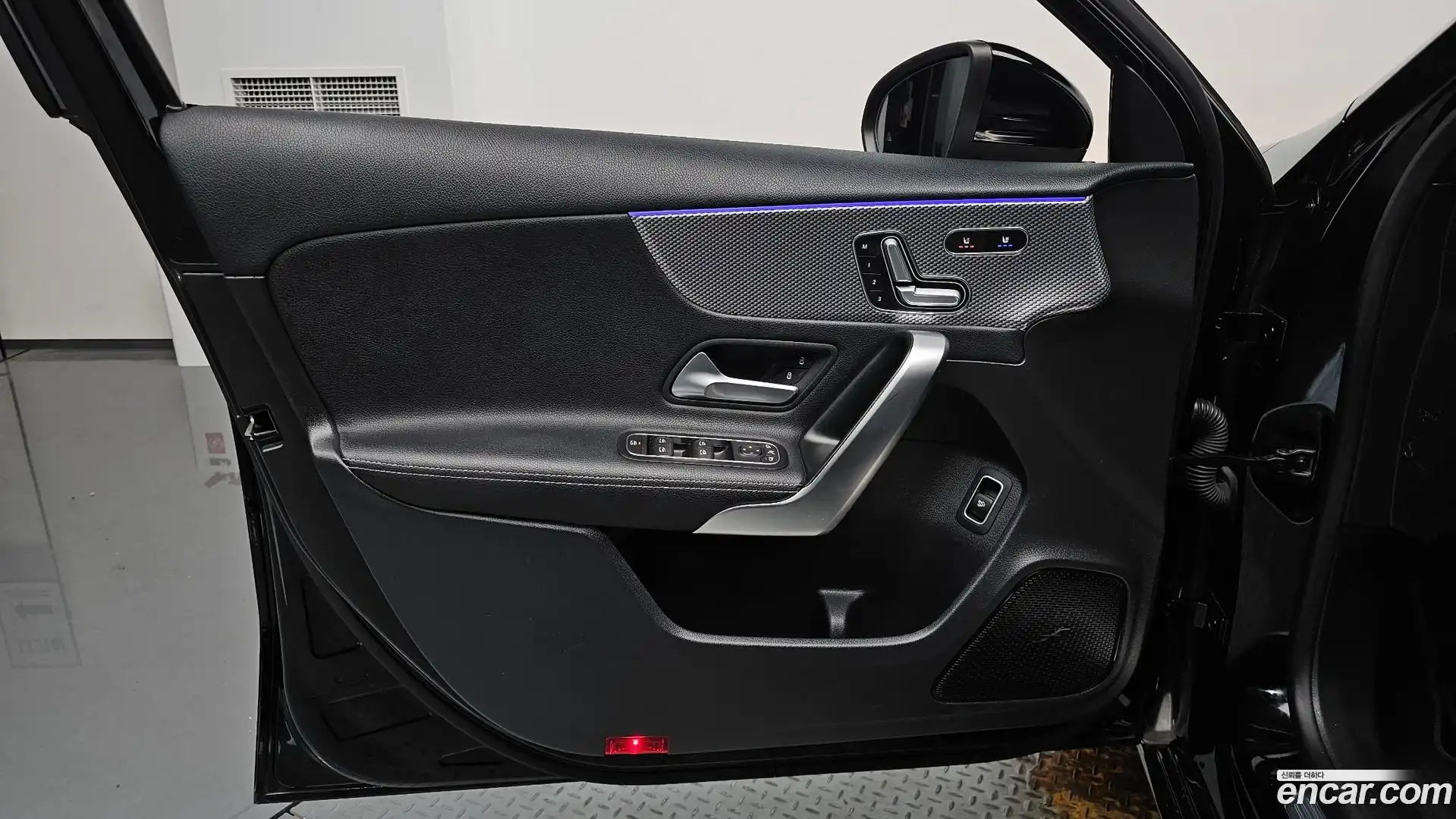 A-Class Mercedes-Benz 2021.1-INNER-034