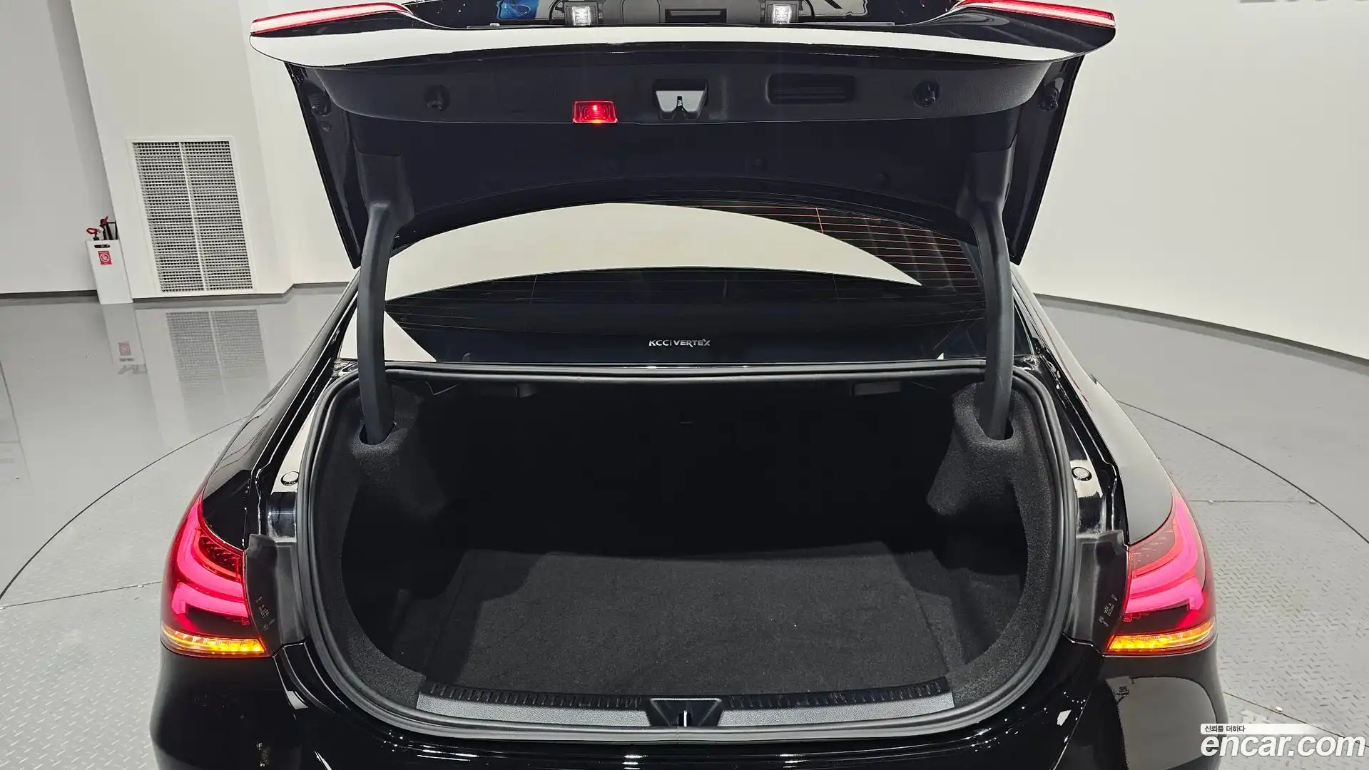 A-Class Mercedes-Benz 2021.1-OPTION-045