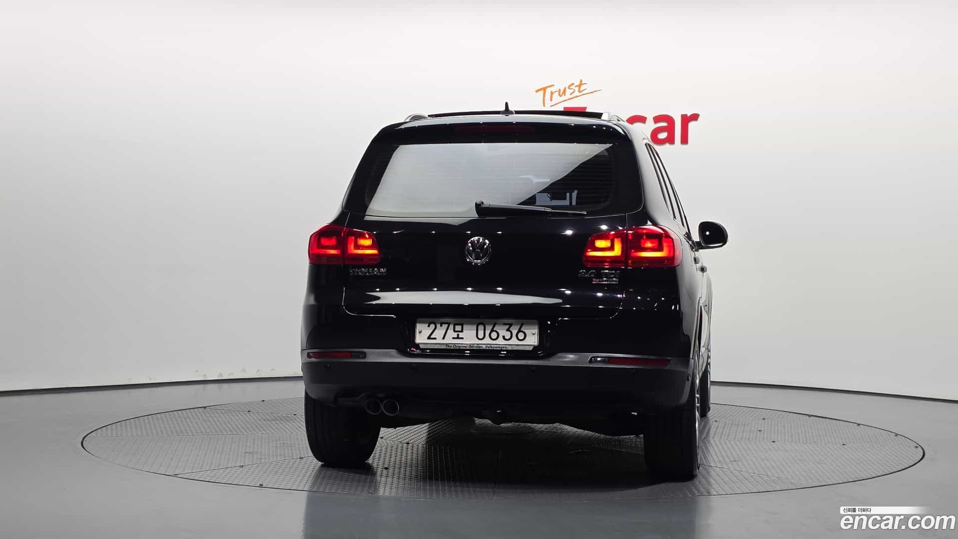 Tiguan Volkswagen 2016.2-OUTER-004