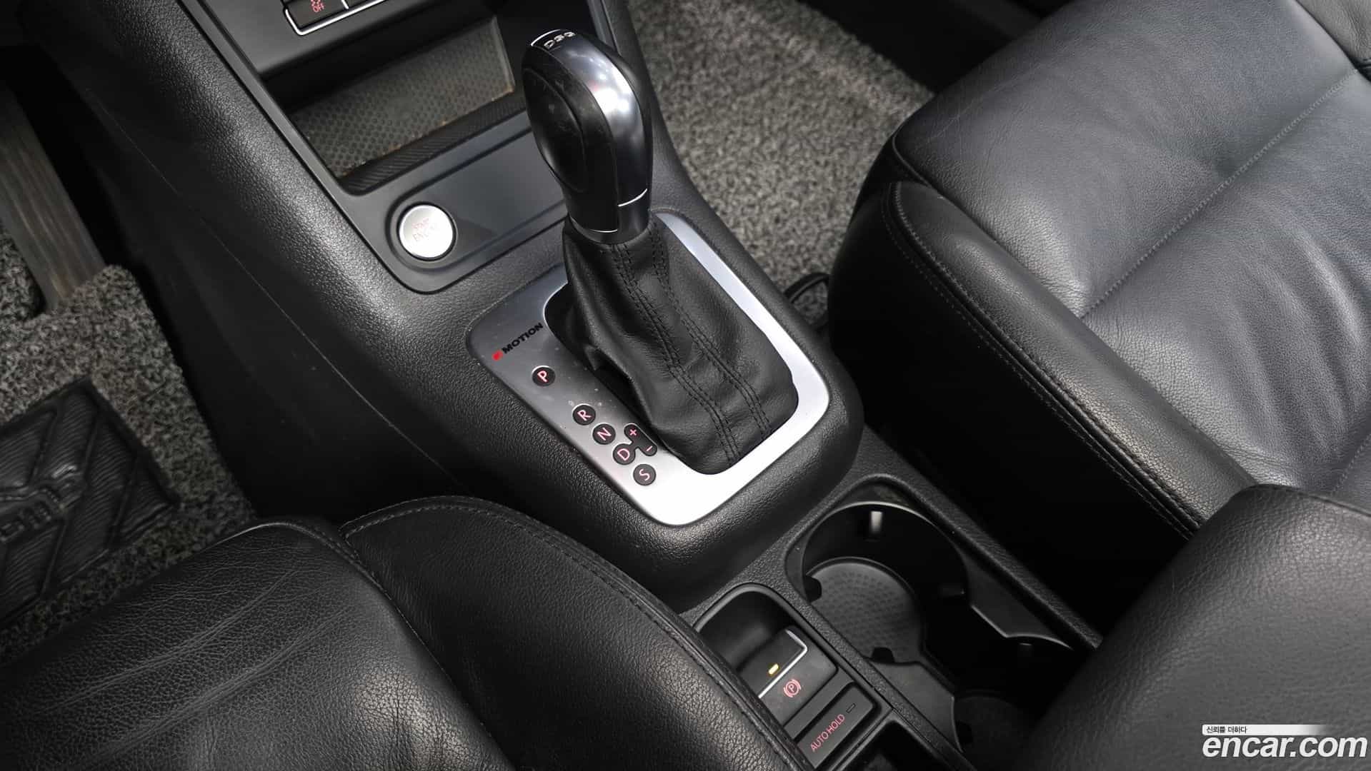 Tiguan Volkswagen 2016.2-INNER-009