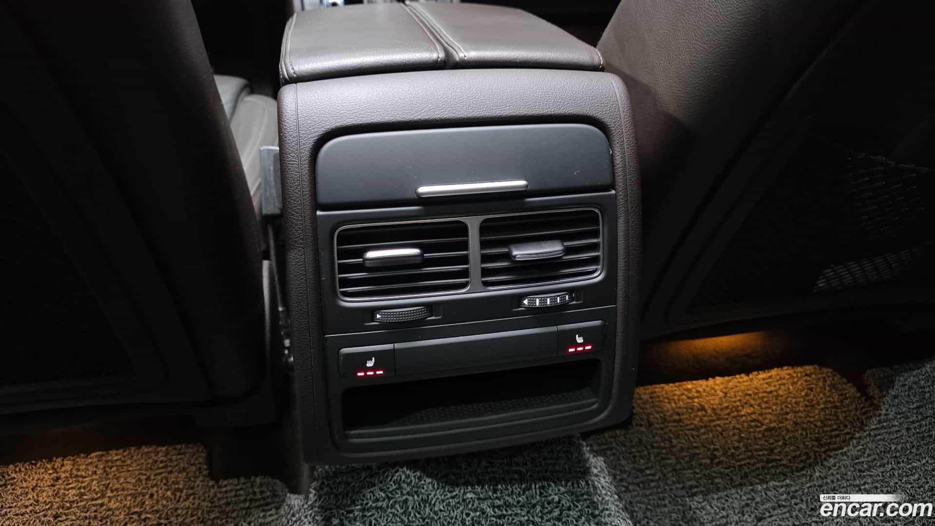 Touareg Volkswagen 2015.7-OPTION-022
