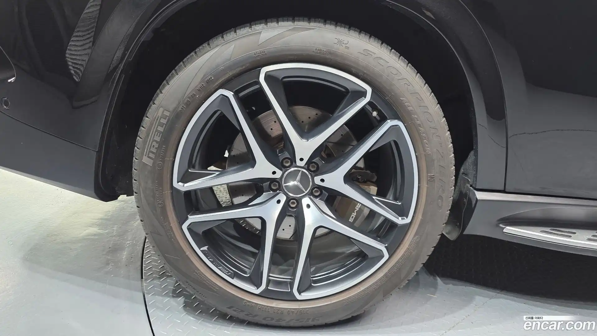 GLE-Class Mercedes-Benz 2022.5-OUTER-005