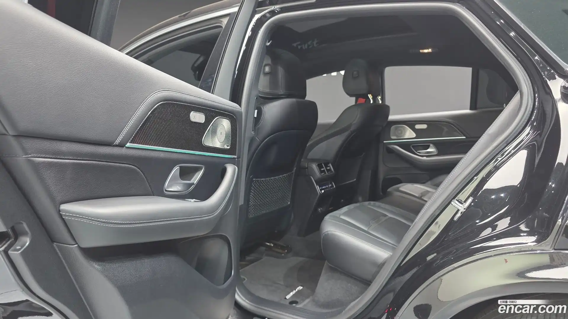 GLE-Class Mercedes-Benz 2022.5-OPTION-022
