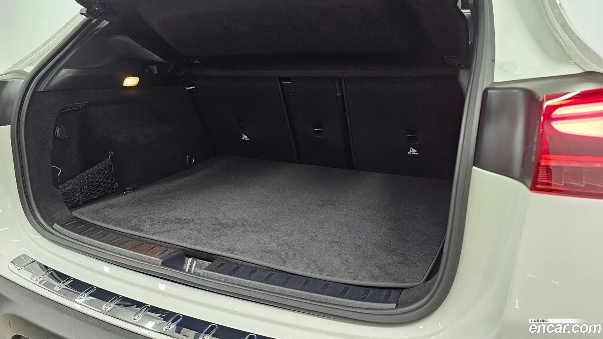 EQA Mercedes-Benz 2025.8-OPTION-015