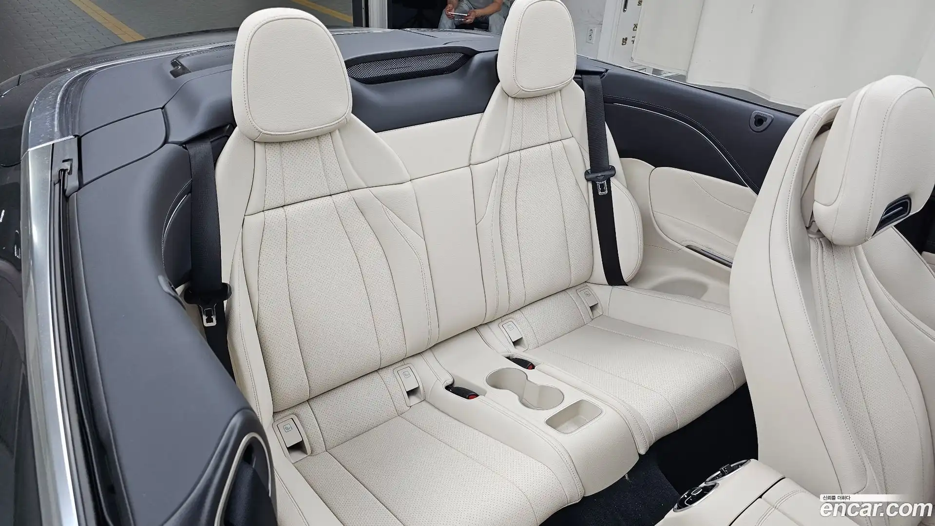 CLE-Class Mercedes-Benz 2025.4-OPTION-015