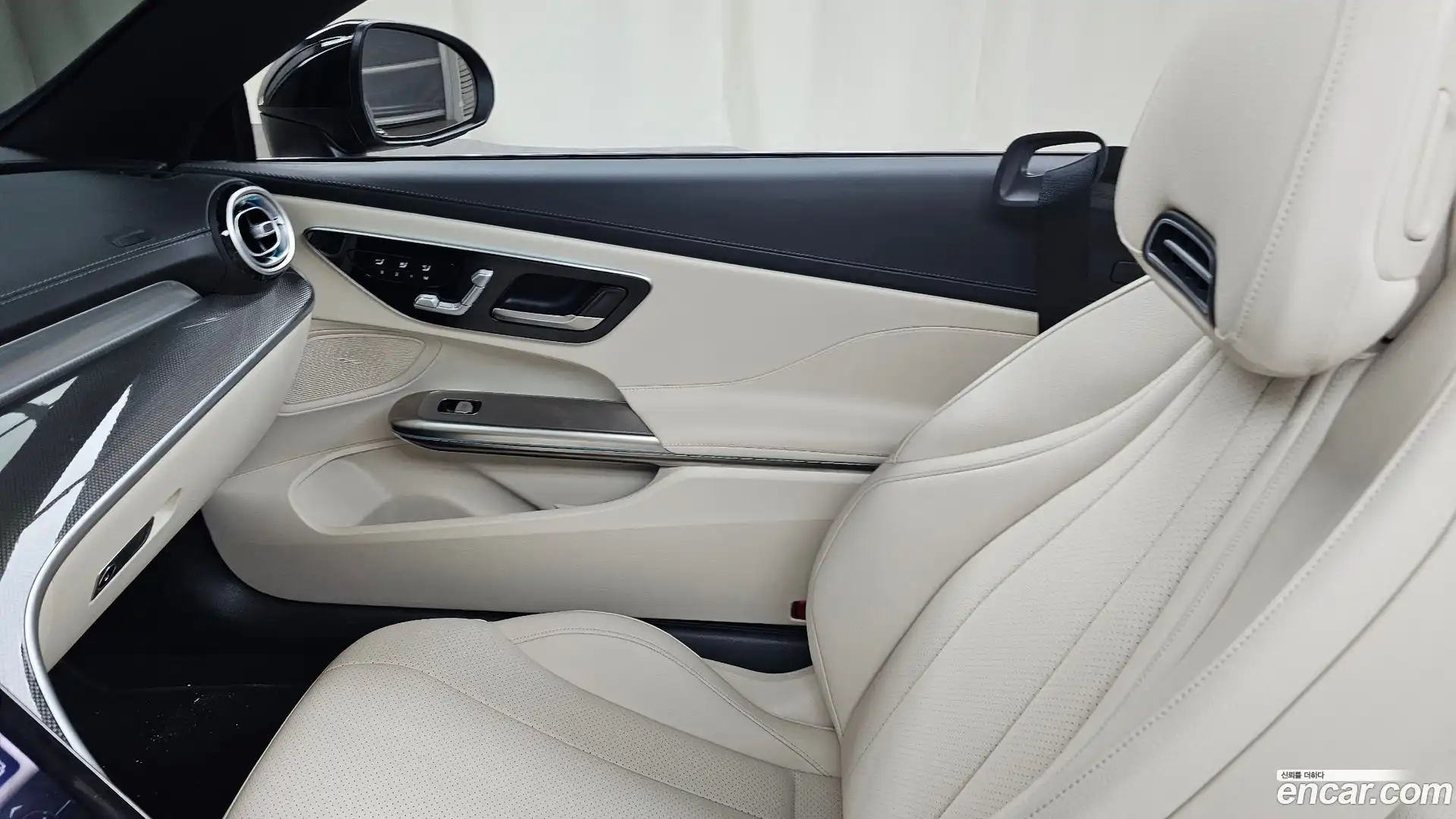 CLE-Class Mercedes-Benz 2025.4-INNER-035