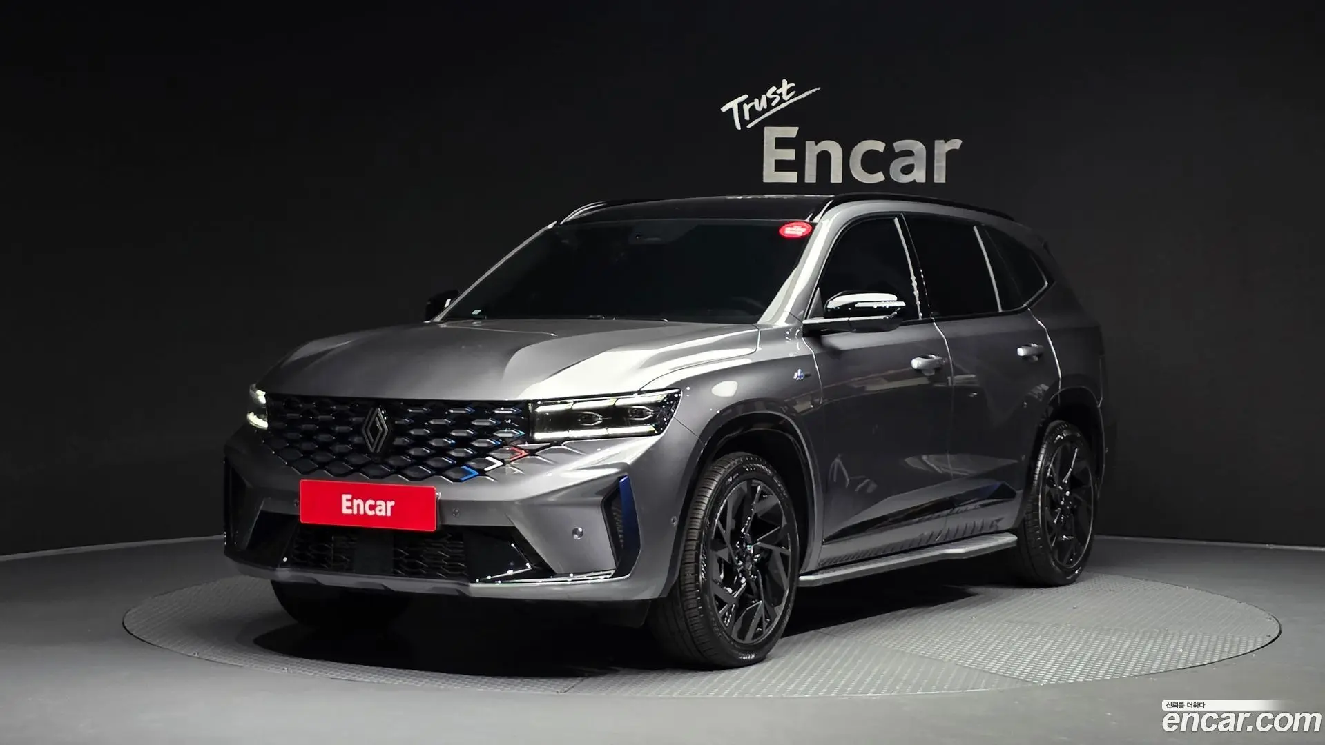 Main__Slider__Photo:Grand Koleos Renault Korea 2025.3-0