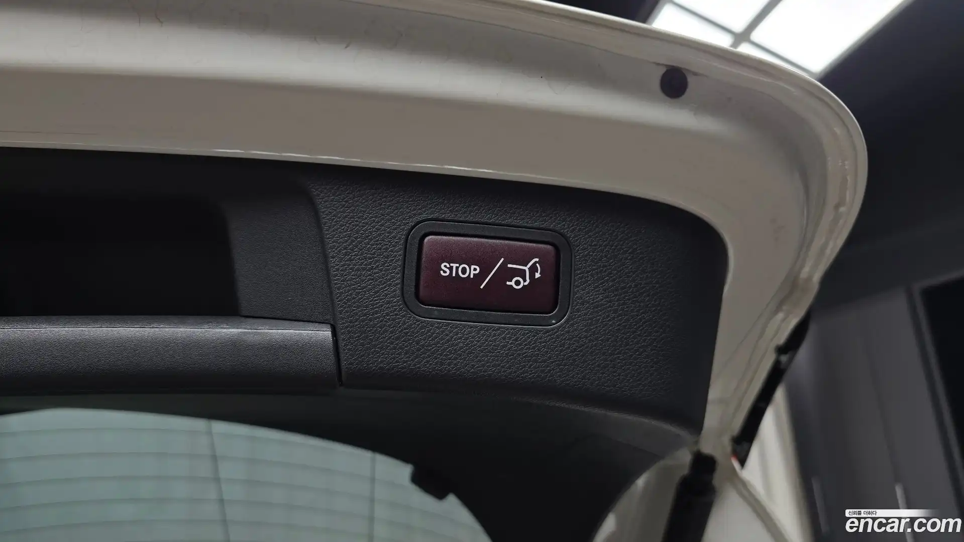 GLA-Class Mercedes-Benz 2018.0-OPTION-043