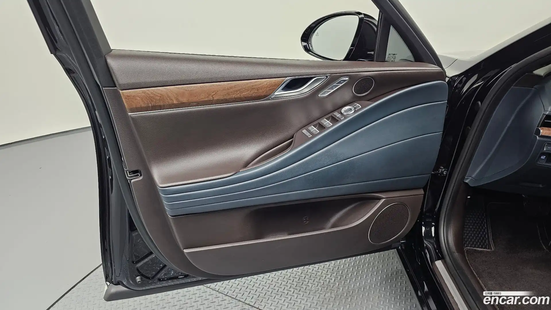 G80 Genesis 2023.5-INNER-034