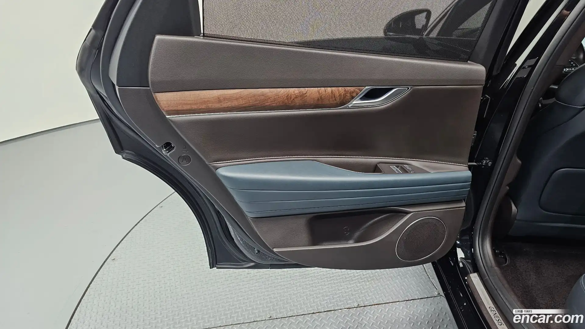 G80 Genesis 2023.5-INNER-035