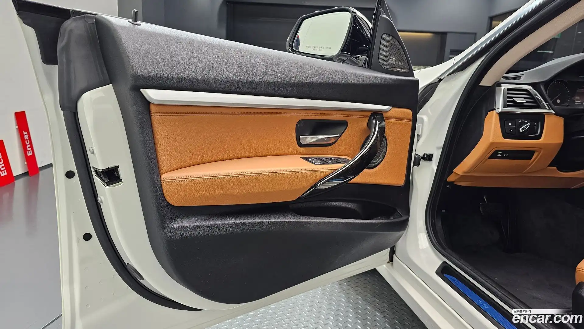 Gran Turismo BMW 2020.4-INNER-034