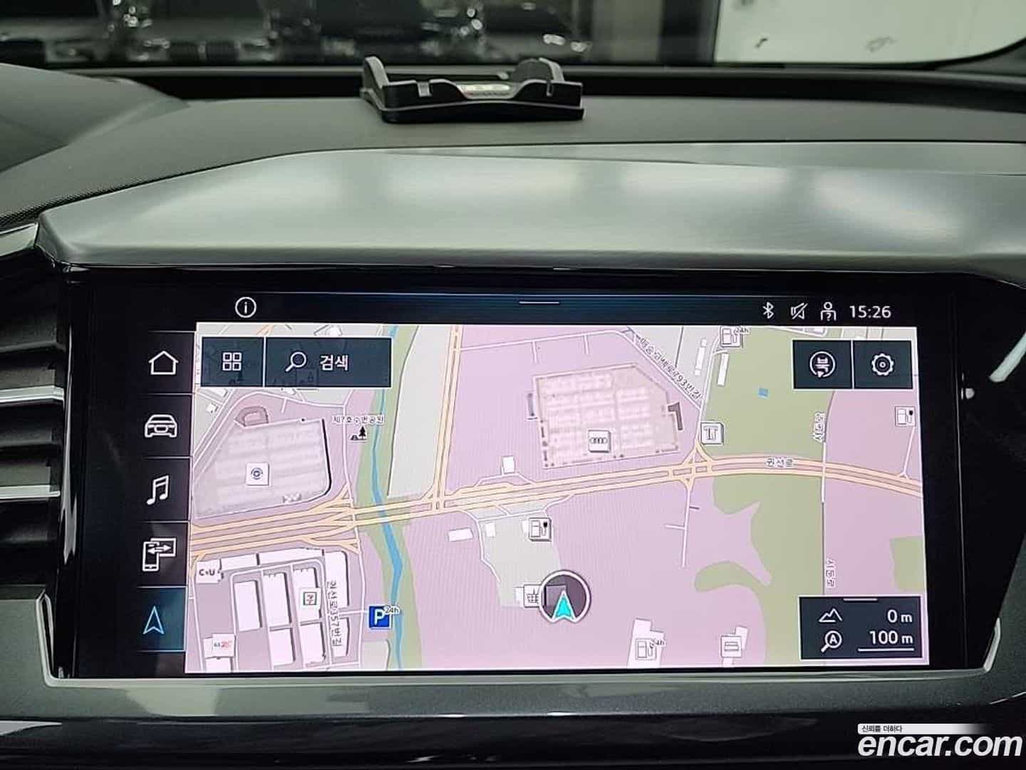 Q4 e-tron Audi 2024.10-OPTION-019