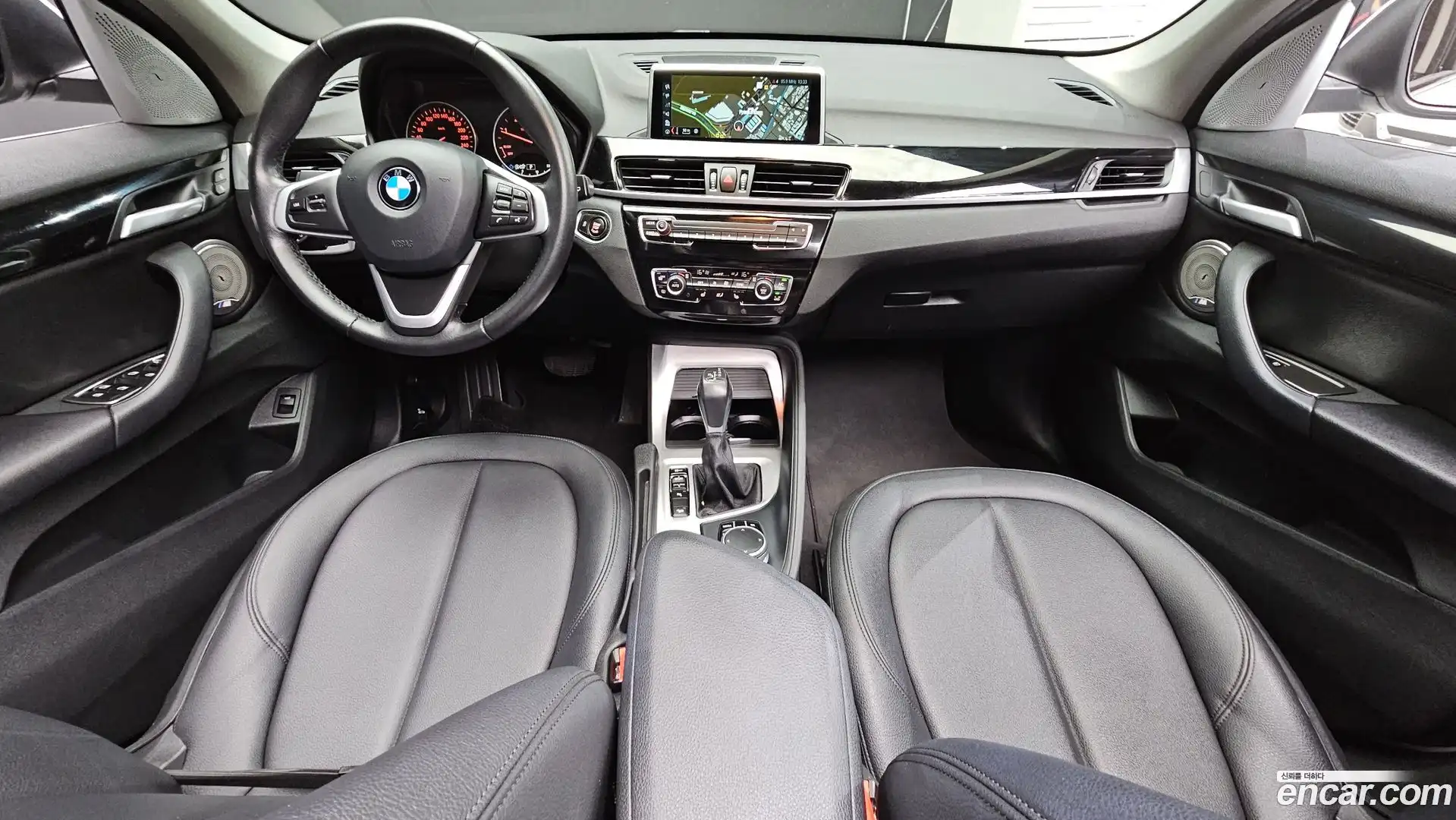X1 BMW 2017.9-INNER-007