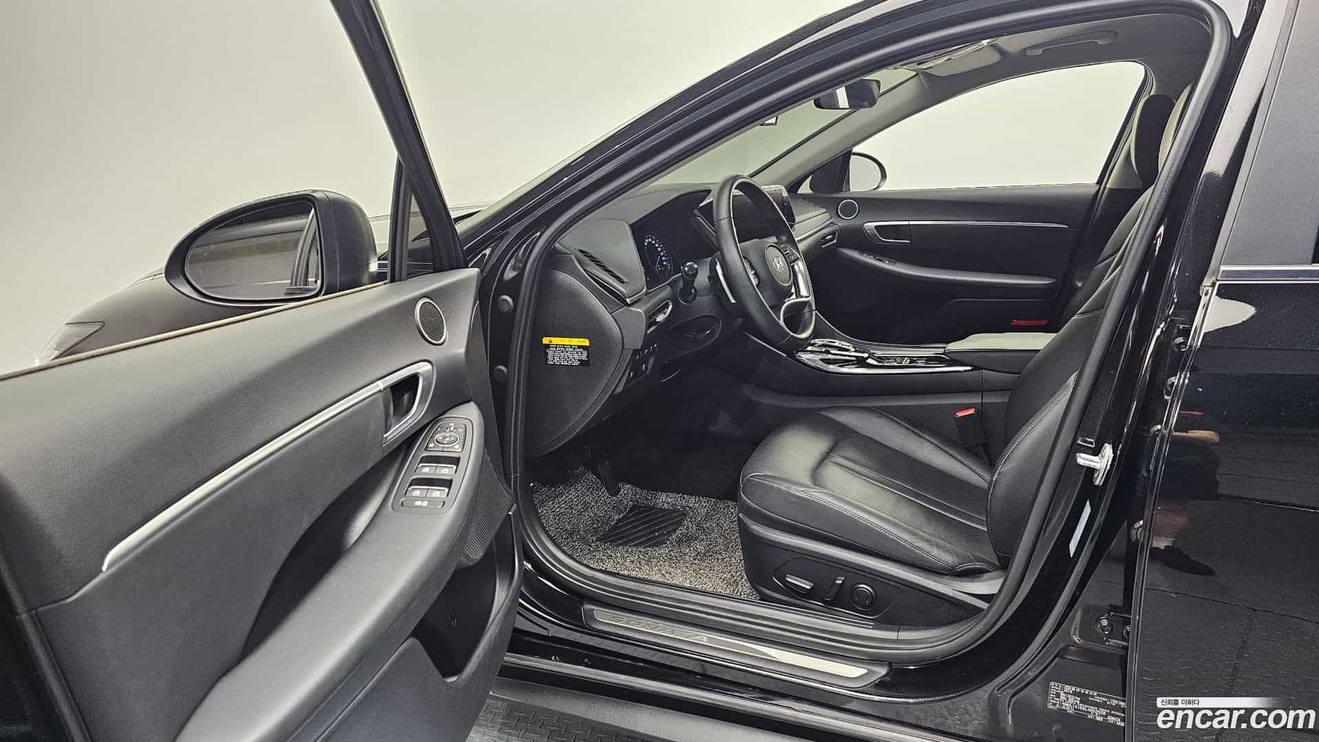 Sonata Hyundai 2019.3-INNER-010