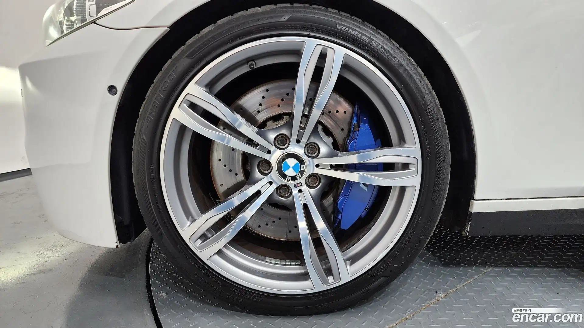 M5 BMW 2015.5-OUTER-005