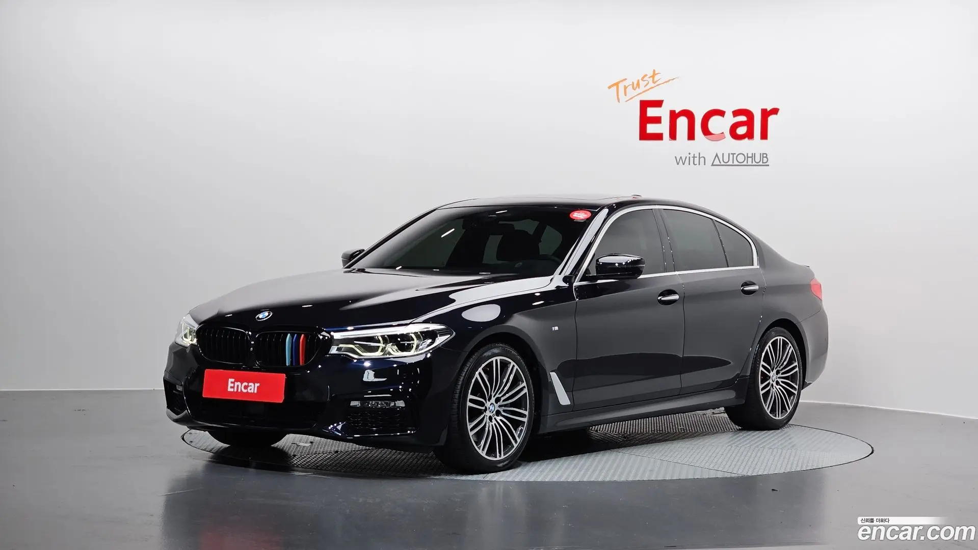 Main__Slider__Photo:5-Series BMW 2018.7-0