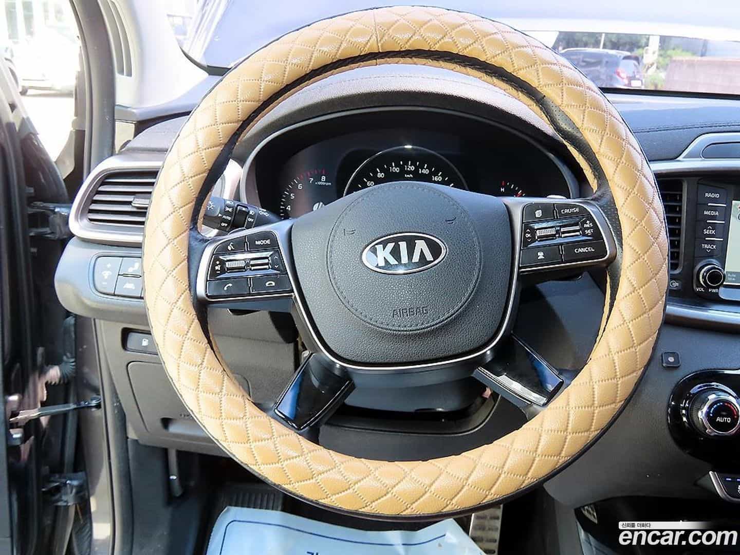Sorento Kia 2019.3-INNER-008
