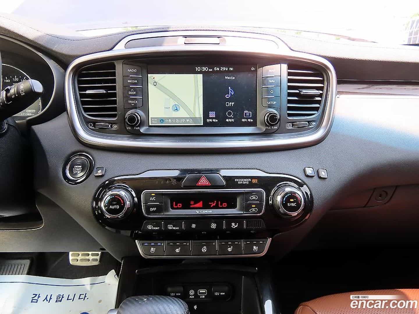 Sorento Kia 2019.3-OPTION-017