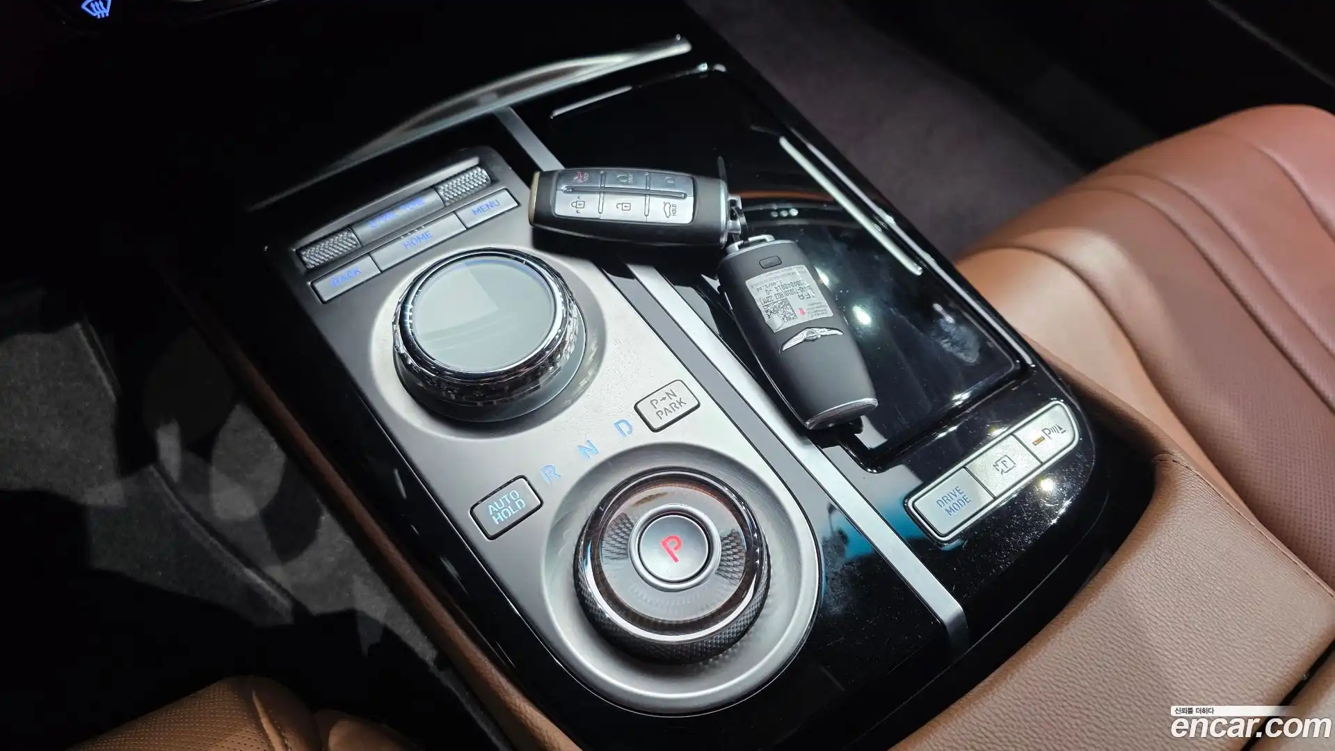 G80 Genesis 2023.3-INNER-009