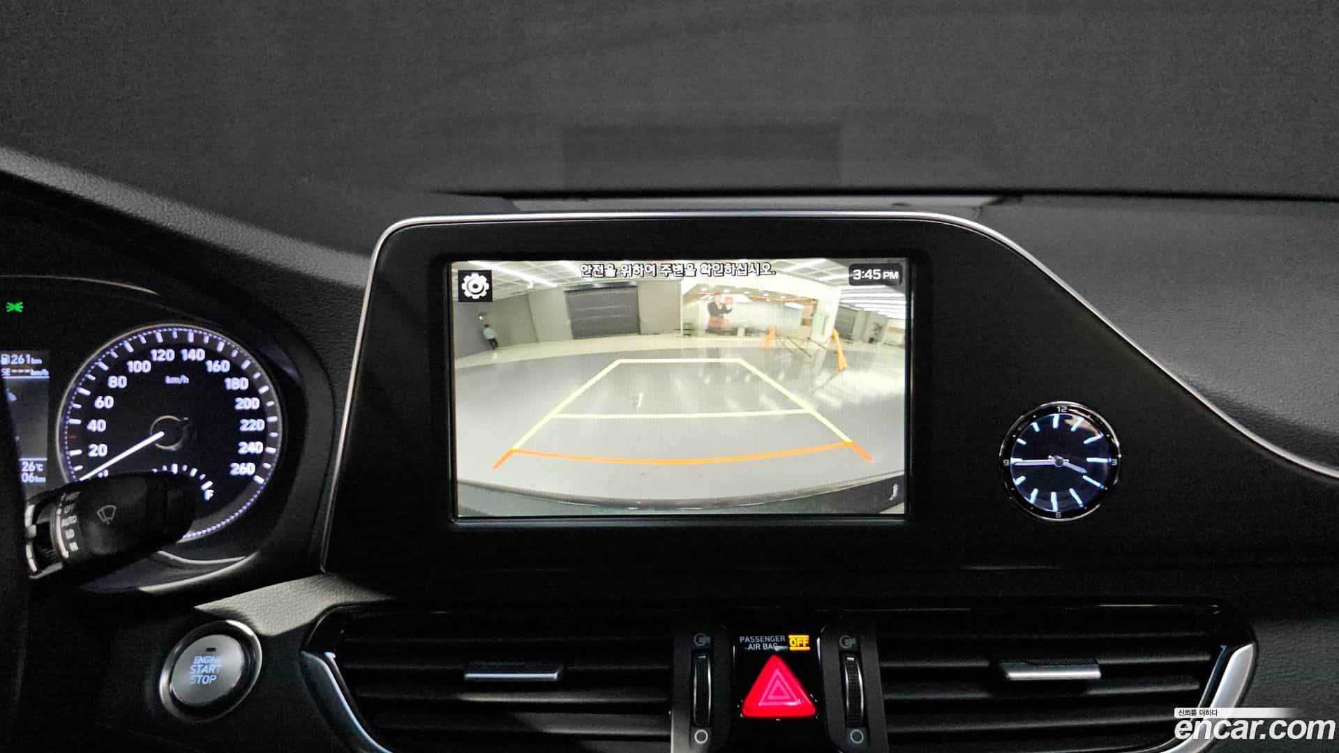 Grandeur Hyundai 2018.11-OPTION-017