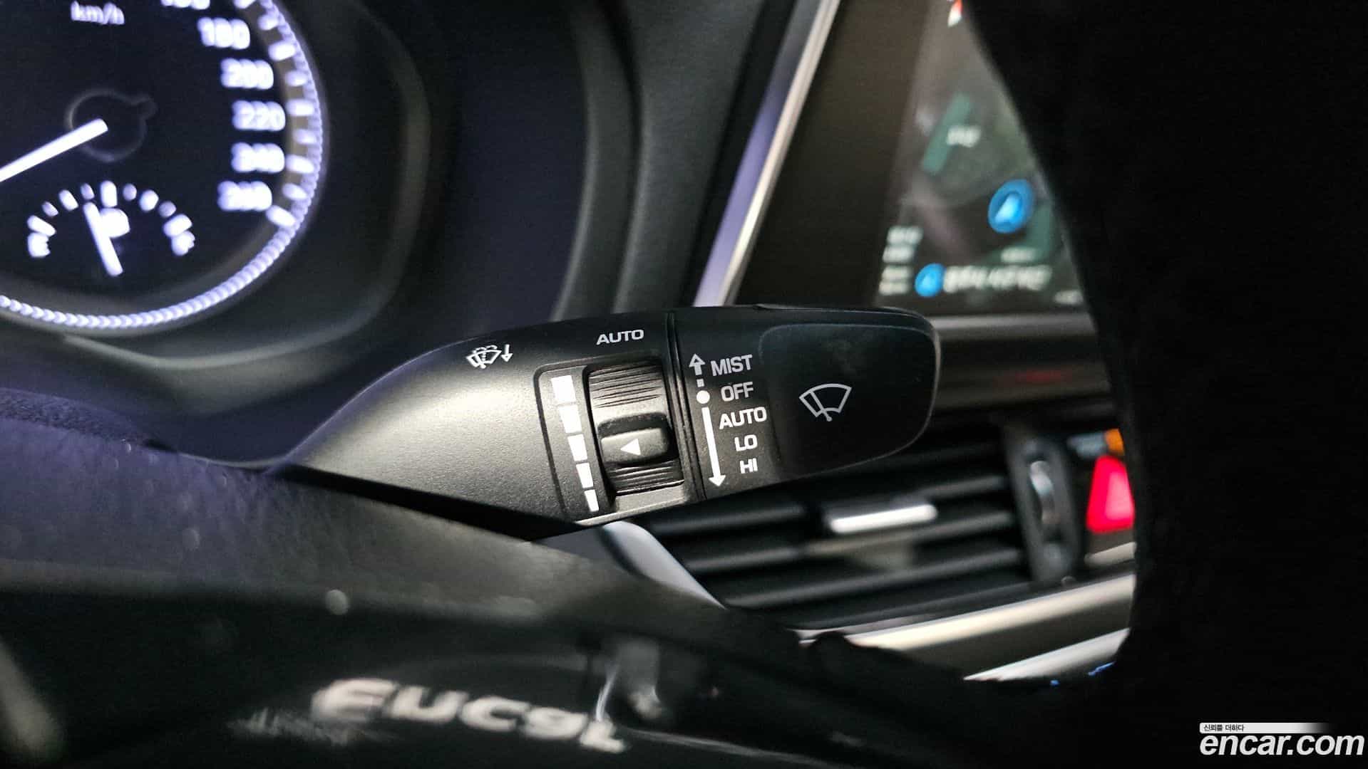 Grandeur Hyundai 2018.11-OPTION-019