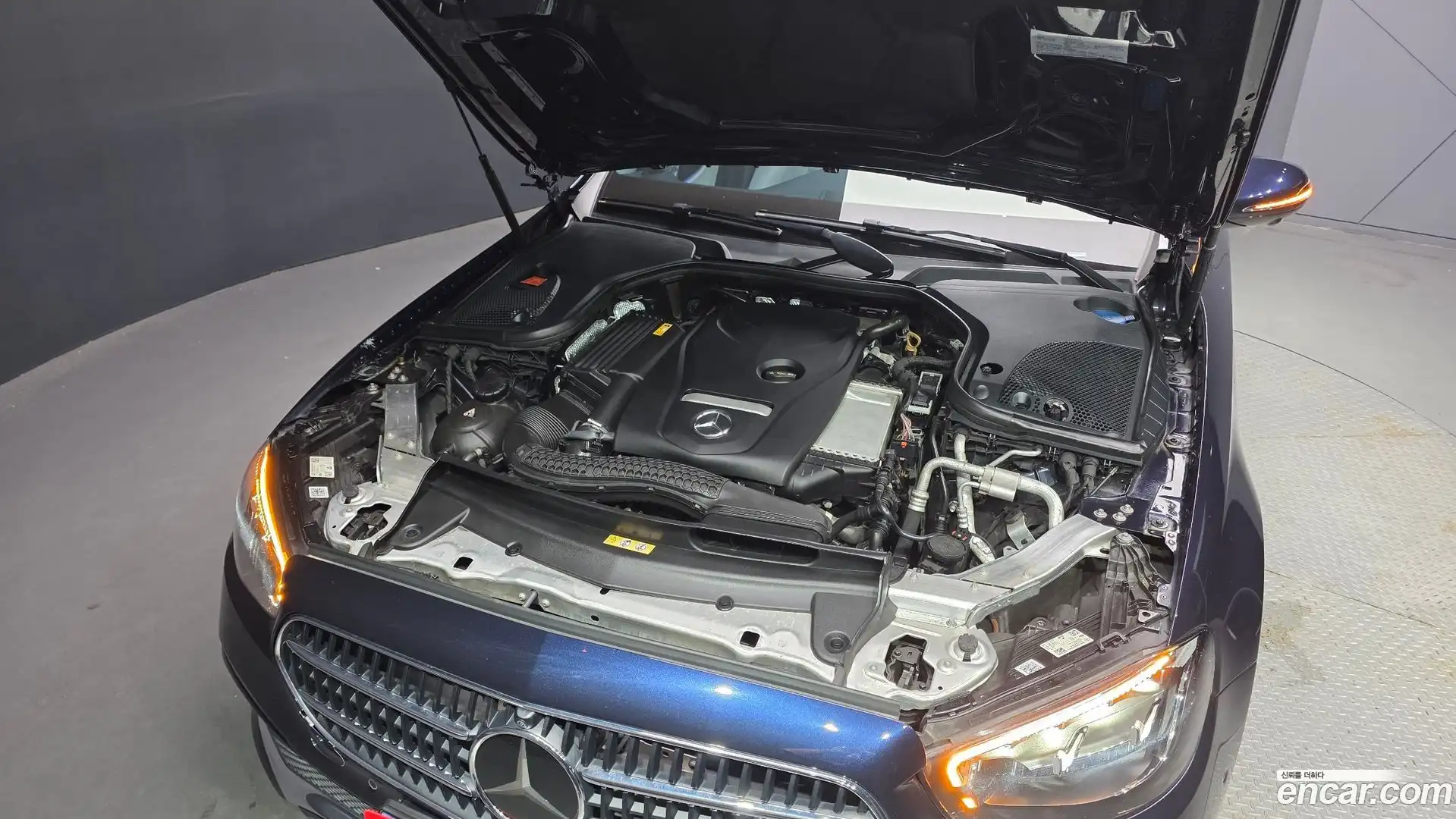 E-Class Mercedes-Benz 2022.4-OUTER-006