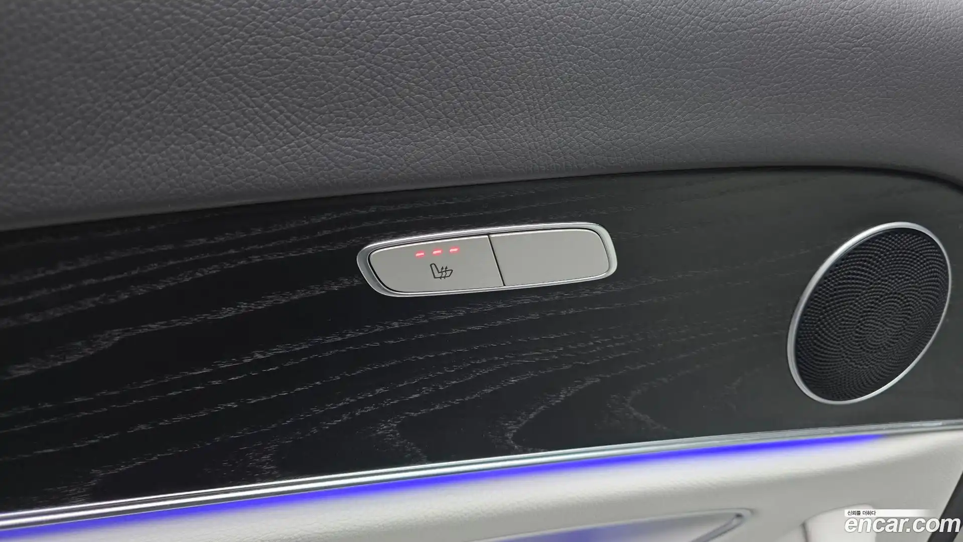 E-Class Mercedes-Benz 2022.4-OPTION-022