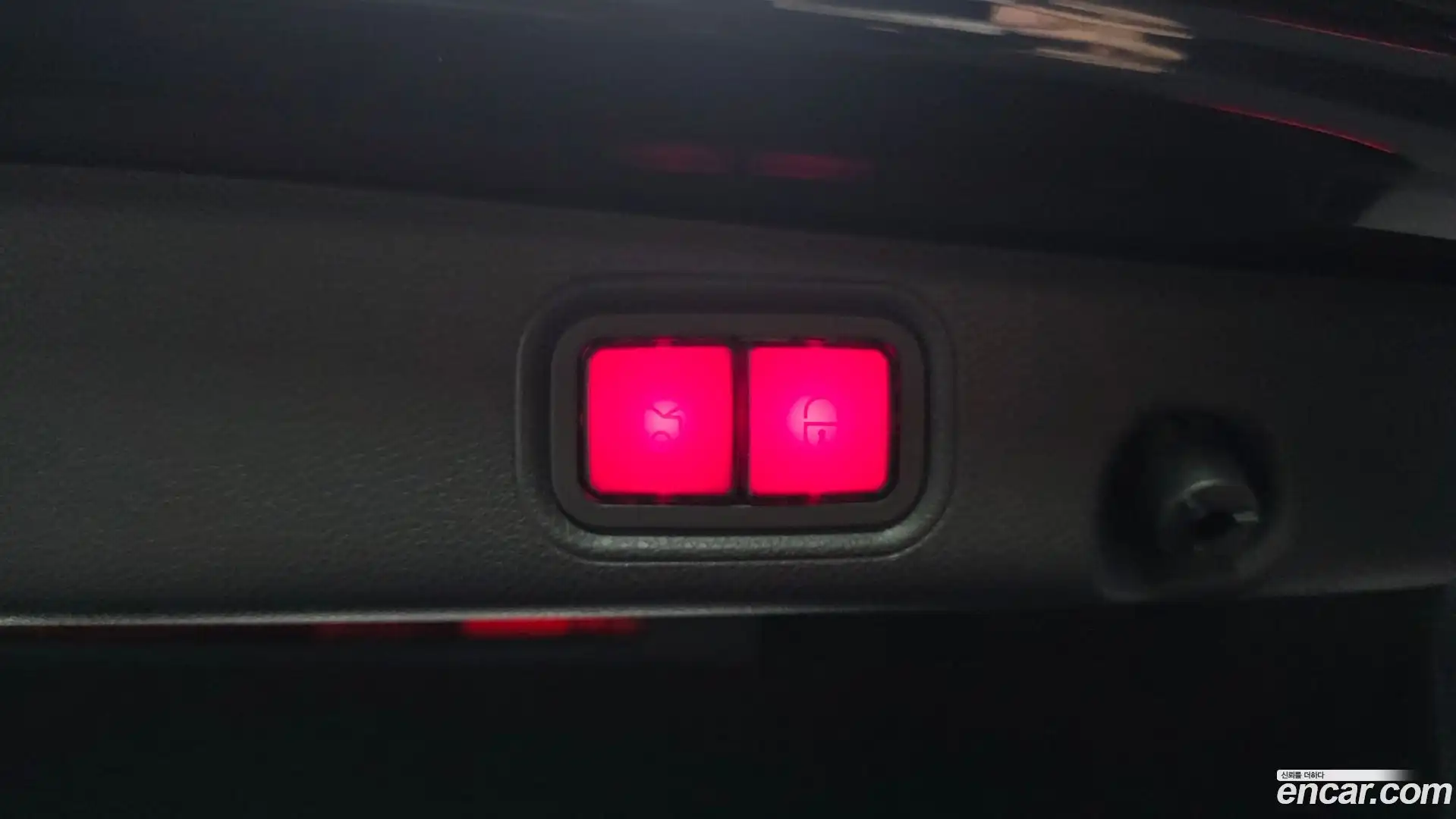 E-Class Mercedes-Benz 2022.4-OPTION-040