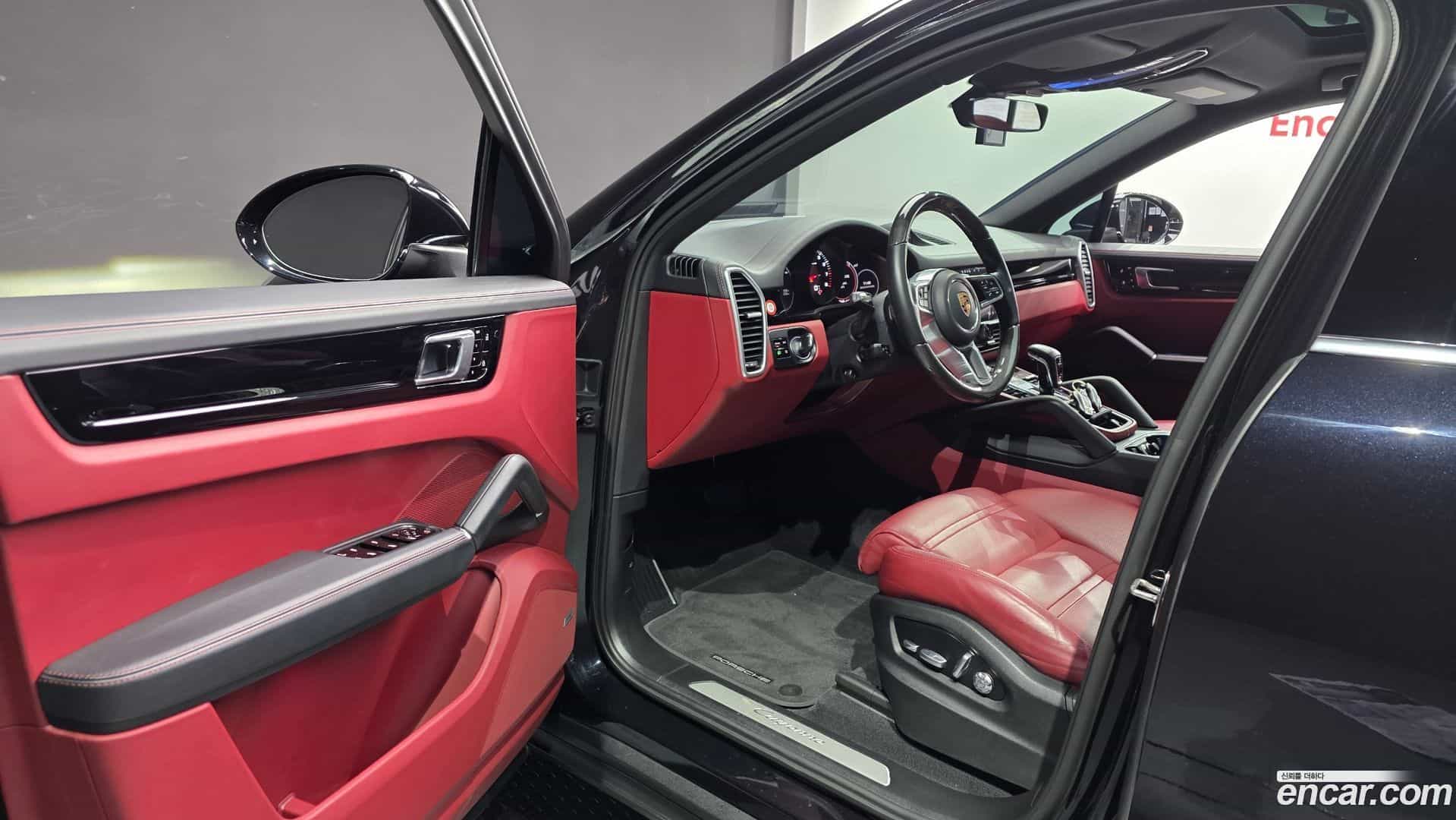 Cayenne Porsche 2020.5-INNER-010