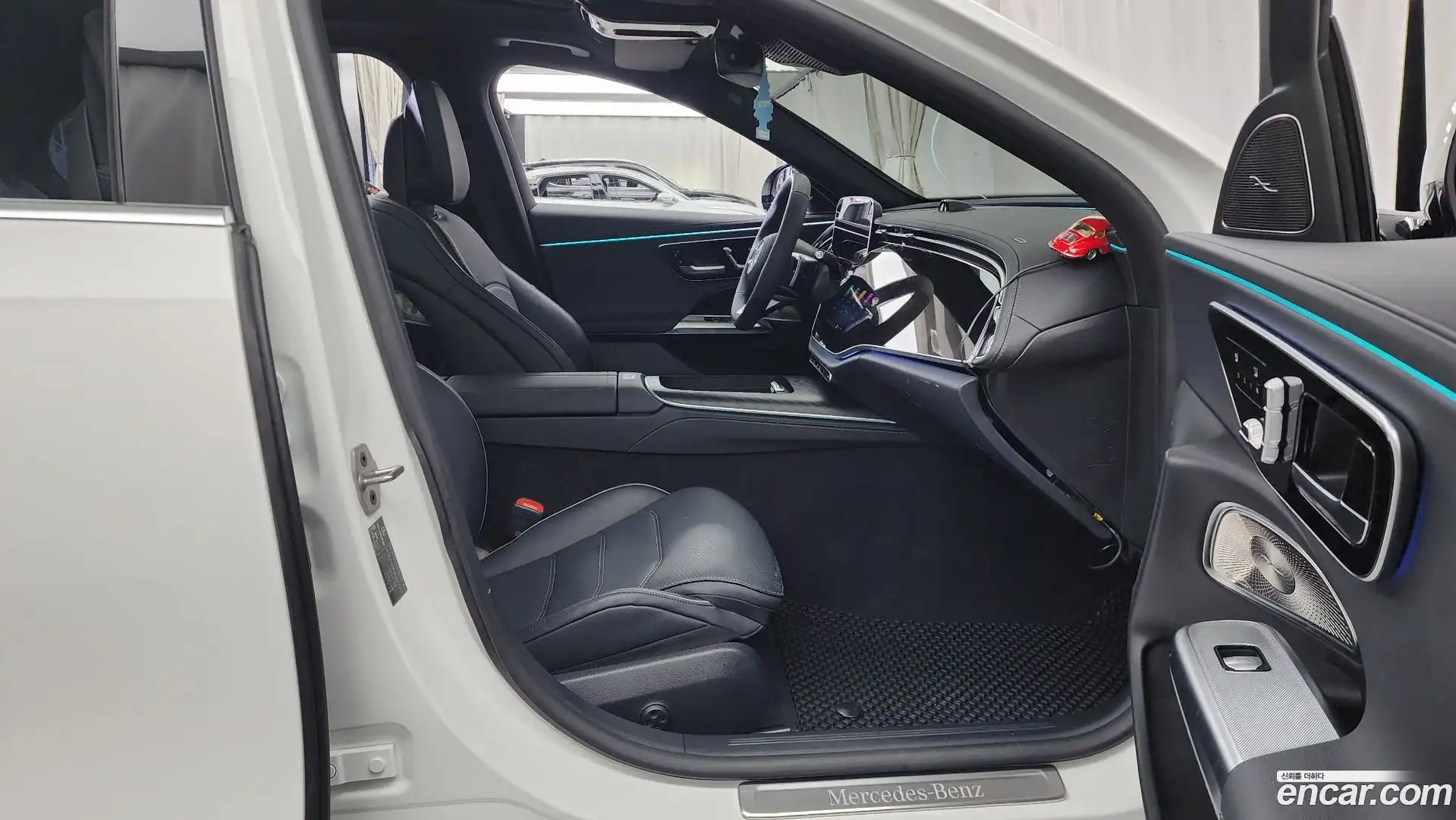 E-Class Mercedes-Benz 2024.5-OPTION-015